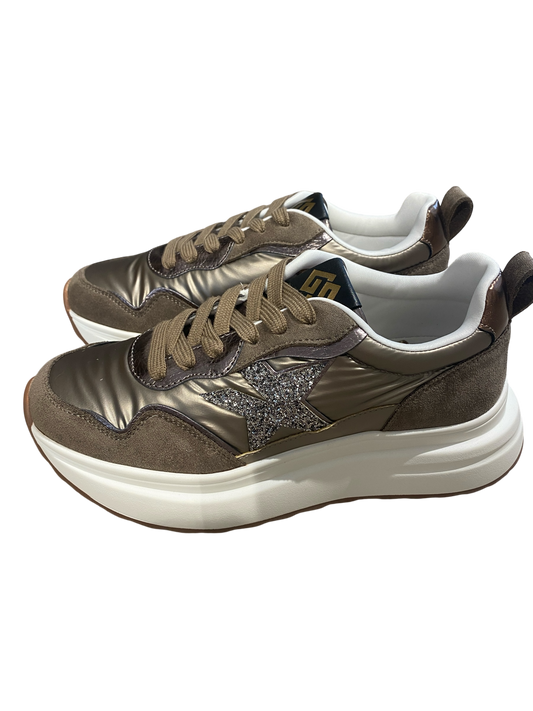 Sneaker con para alta e stella con paillettes art. GB980 GOLD&GOLD