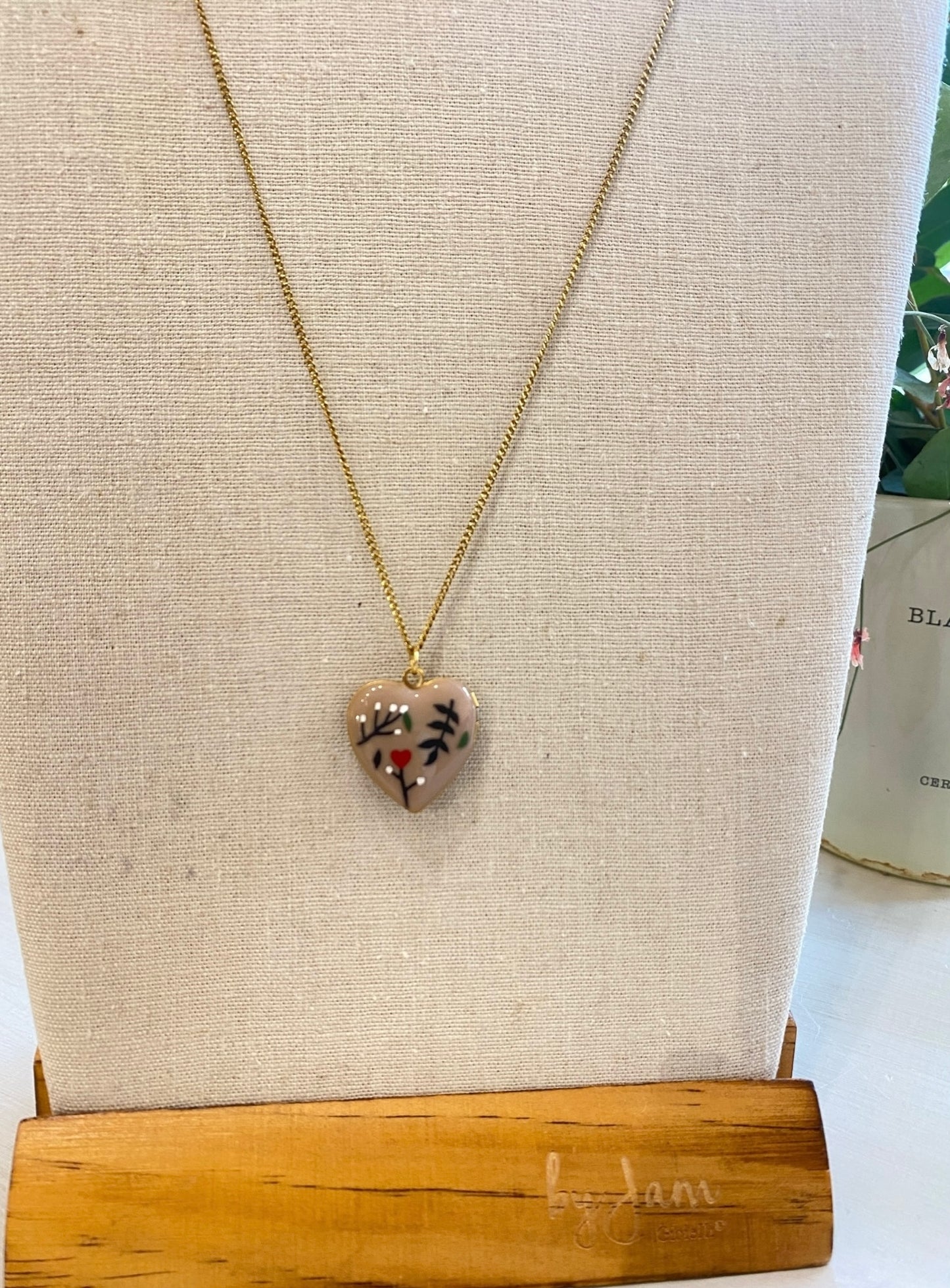 Collana con ciondolo a cuore scrigno CLOEL