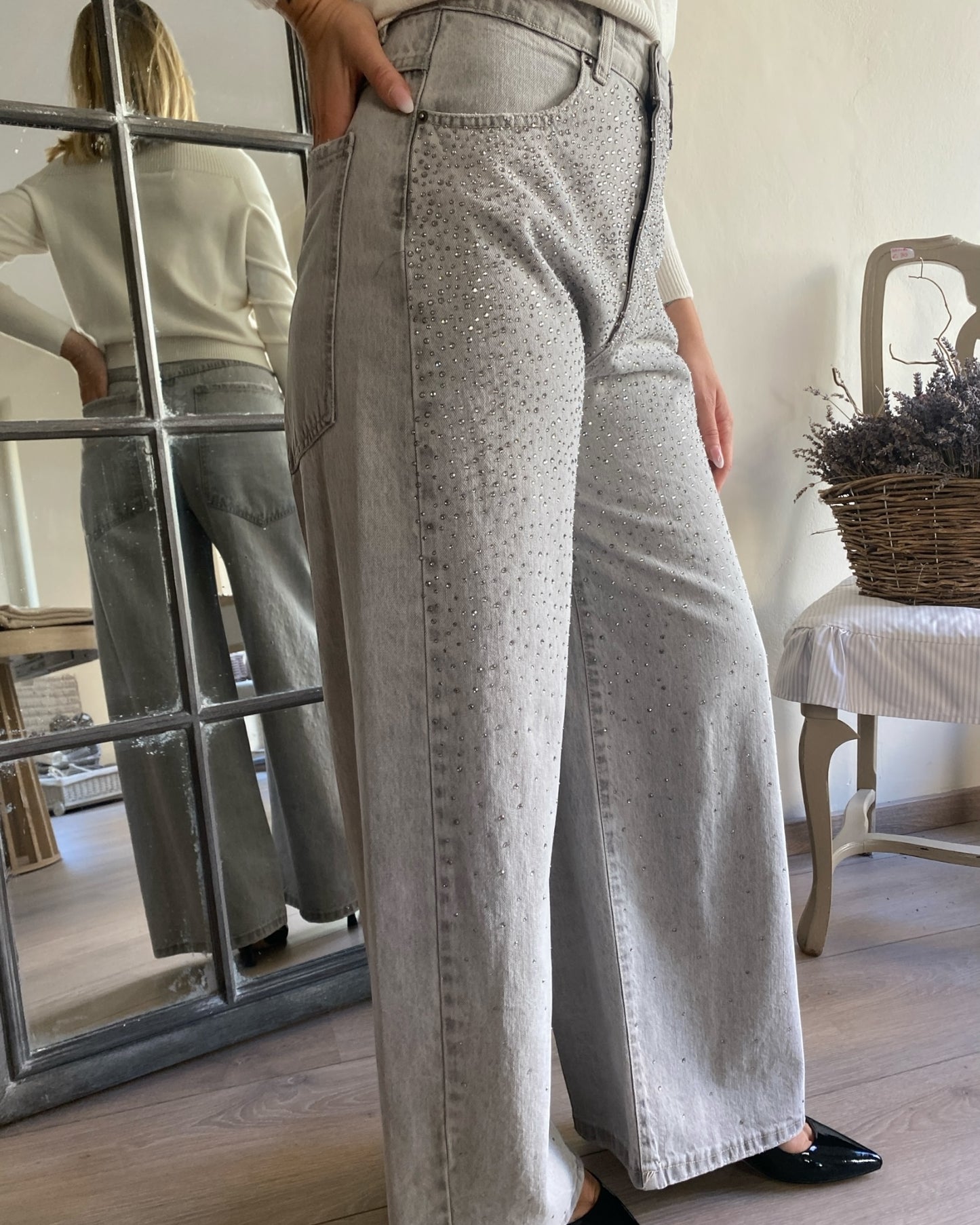Jeans superpocket con strass art. GIUSI TENSIONE IN