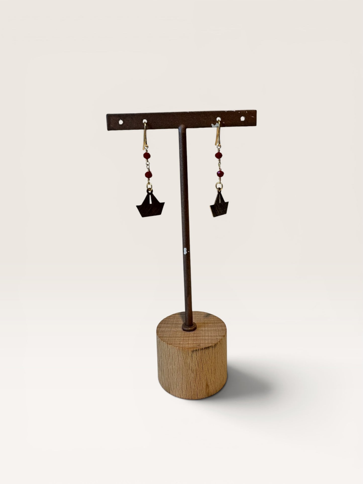 Orecchini con barchetta e pietre BARBARA BURGIO