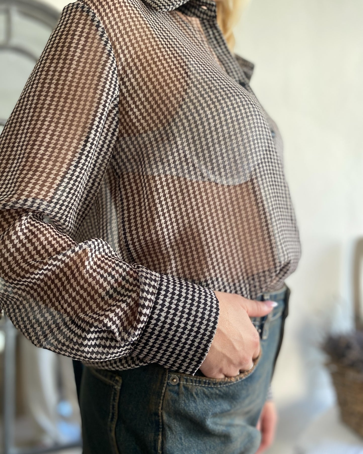 Camicia in fantasia semitrasparente art.c20095at TENSIONE IN