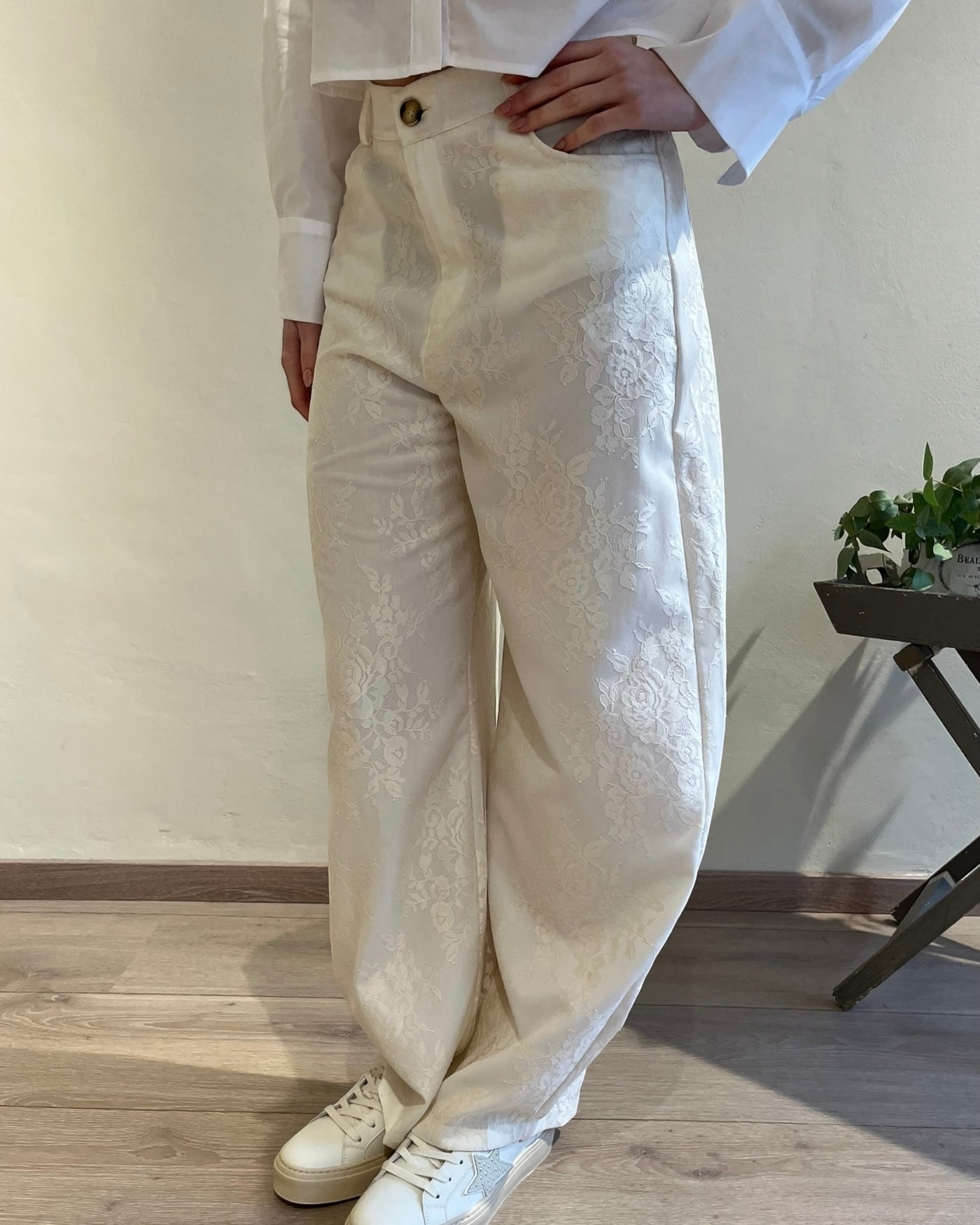 Pantaloni modello barrel pizzo art. TAB0597 VICOLO