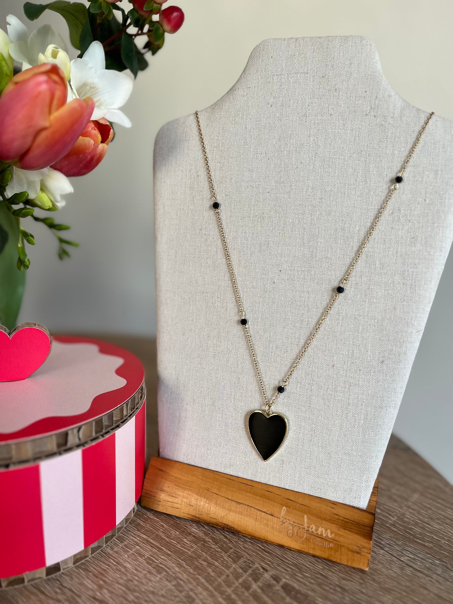 Collana lunga con cuore smaltato CLOEL