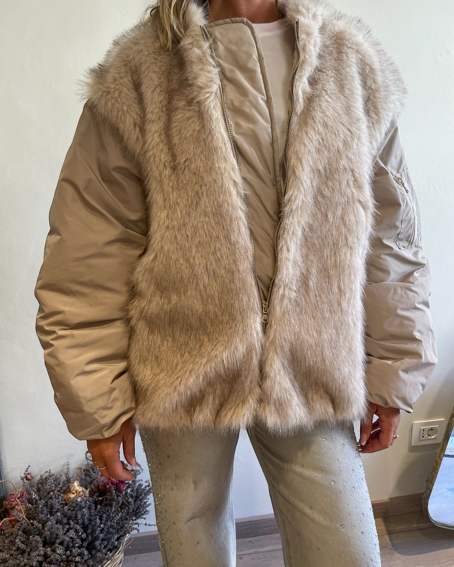 Giacca bomber in ecopelliccia e nylon art. TF0239 VICOLO
