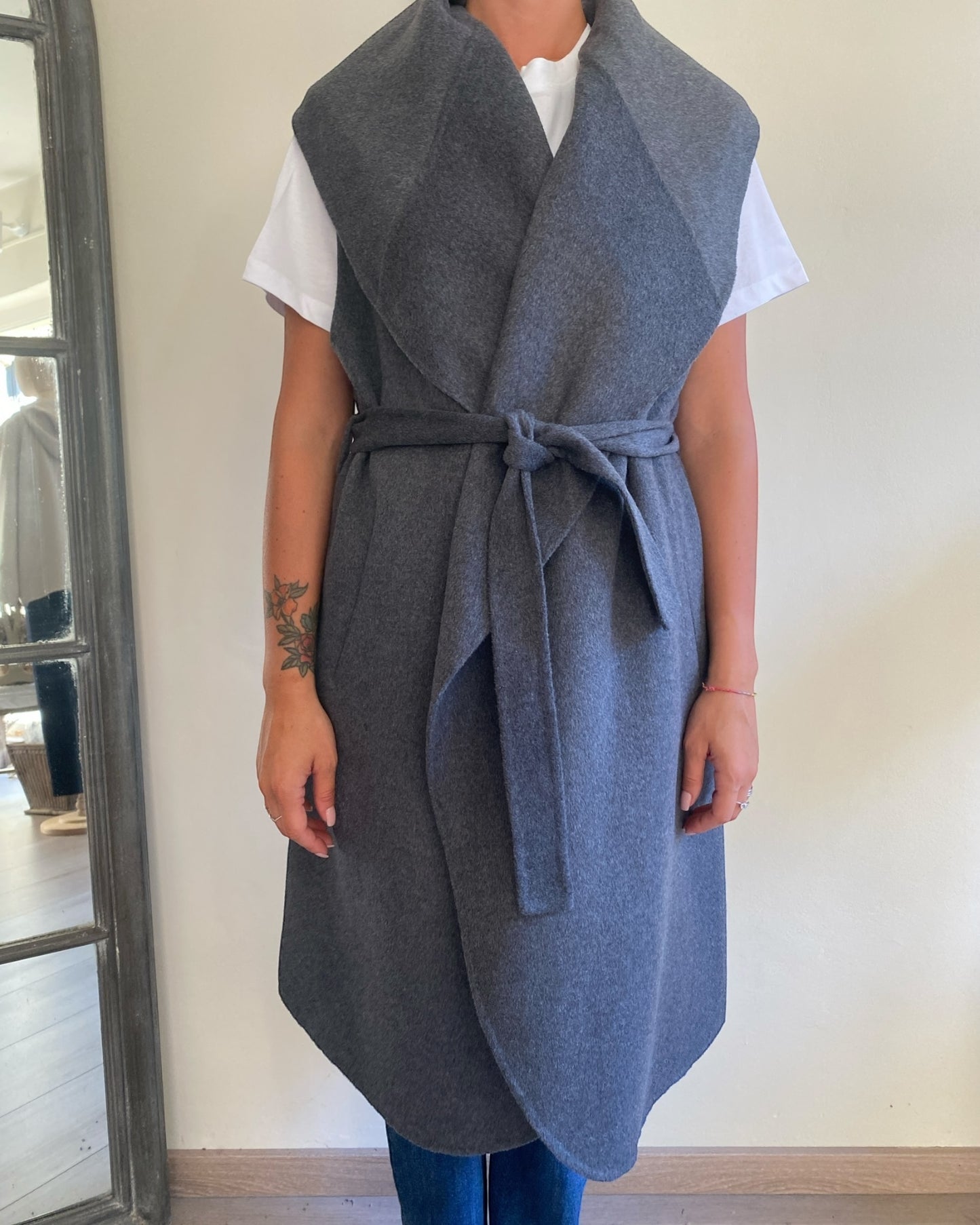 Cappotto lungo smanicato art. TF0056 VICOLO