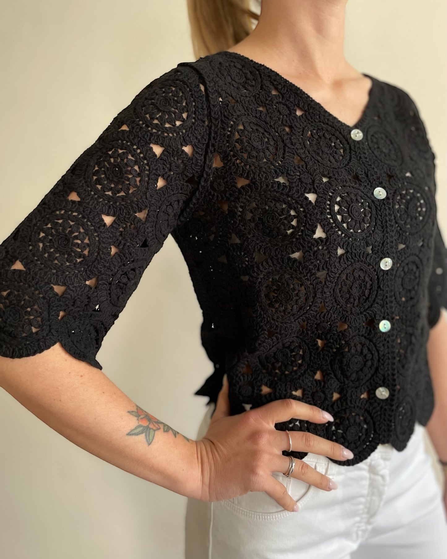 Maglia crochet con bottoni art. DS5546 SHEI’s