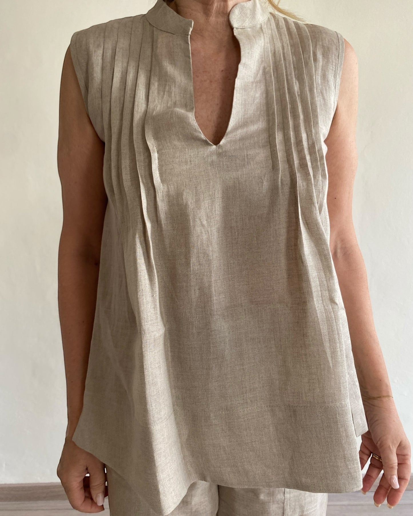 Top smanicato con plisse DEBBY CENTOLINO