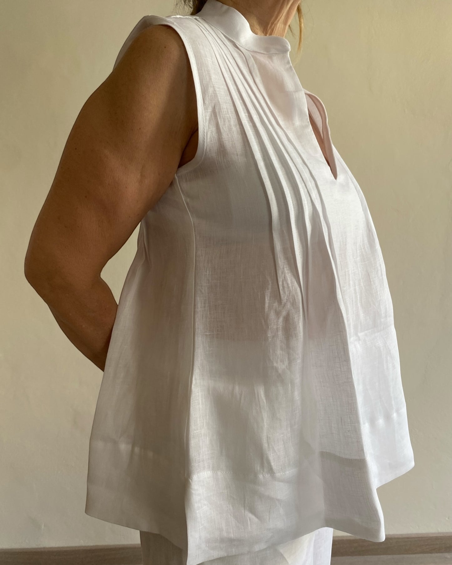 Top smanicato con plisse DEBBY CENTOLINO