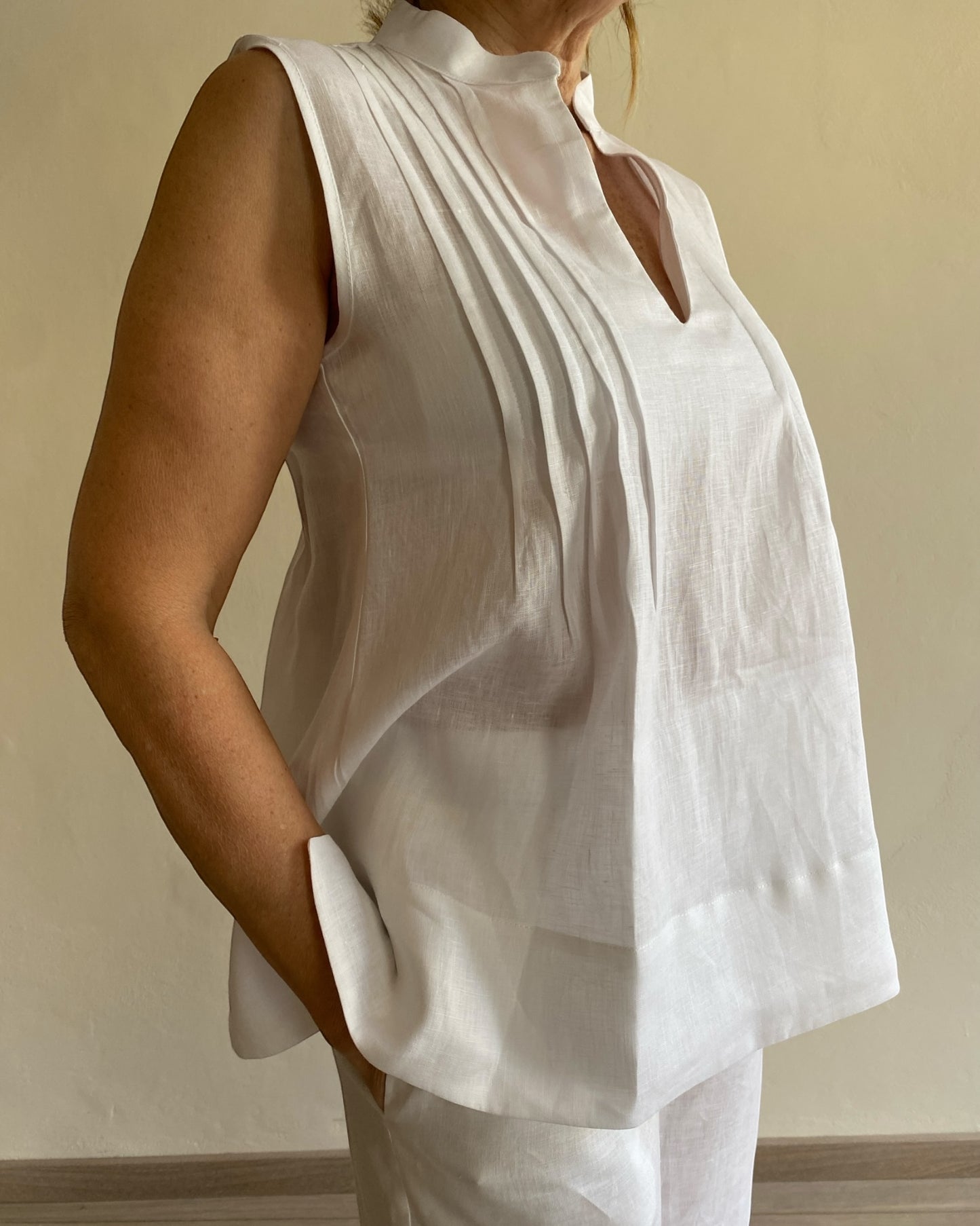 Top smanicato con plisse DEBBY CENTOLINO