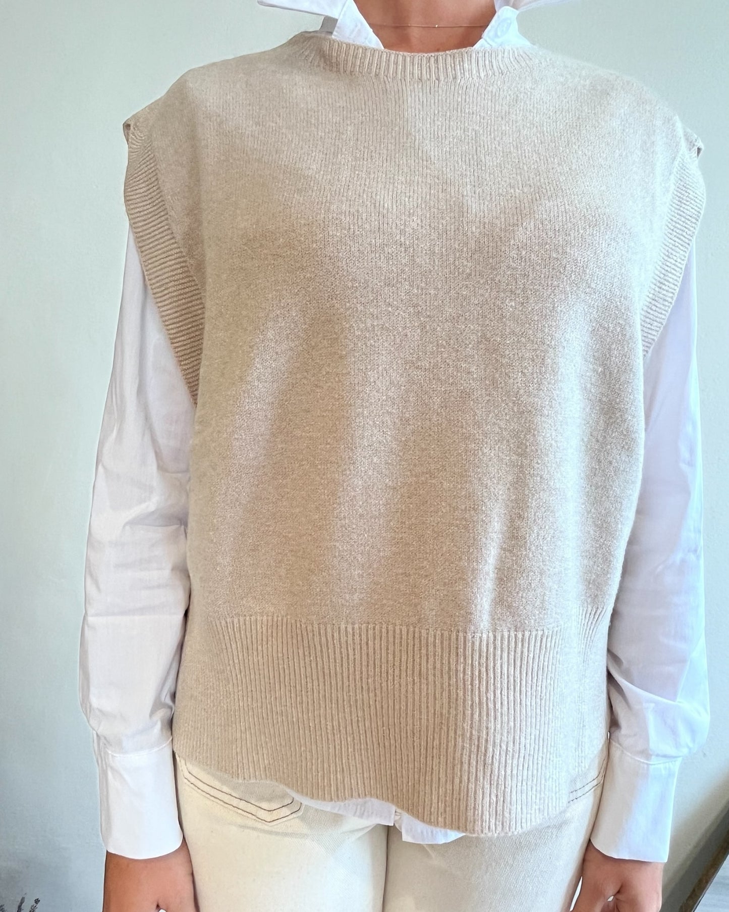 Gilet con bottone laterale art. 57015 TENSIONE IN