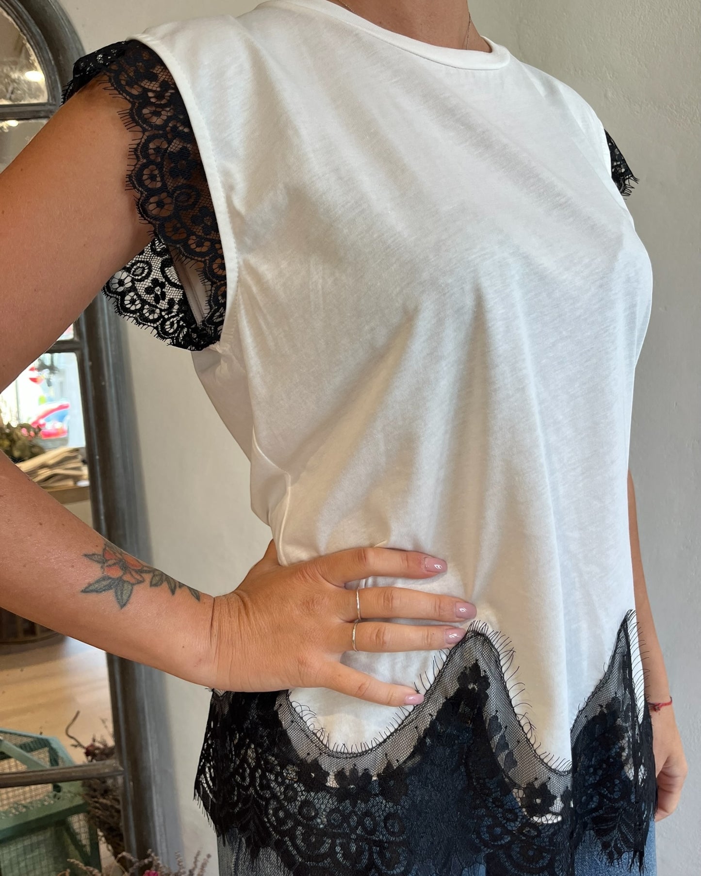 Maglia pizzo art. W25M538 TENSIONE IN