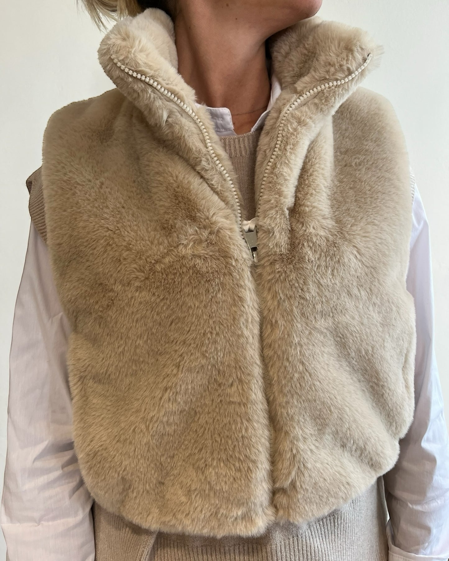 Gilet ecopelliccia corto art. DESY CHEAP&CHIC