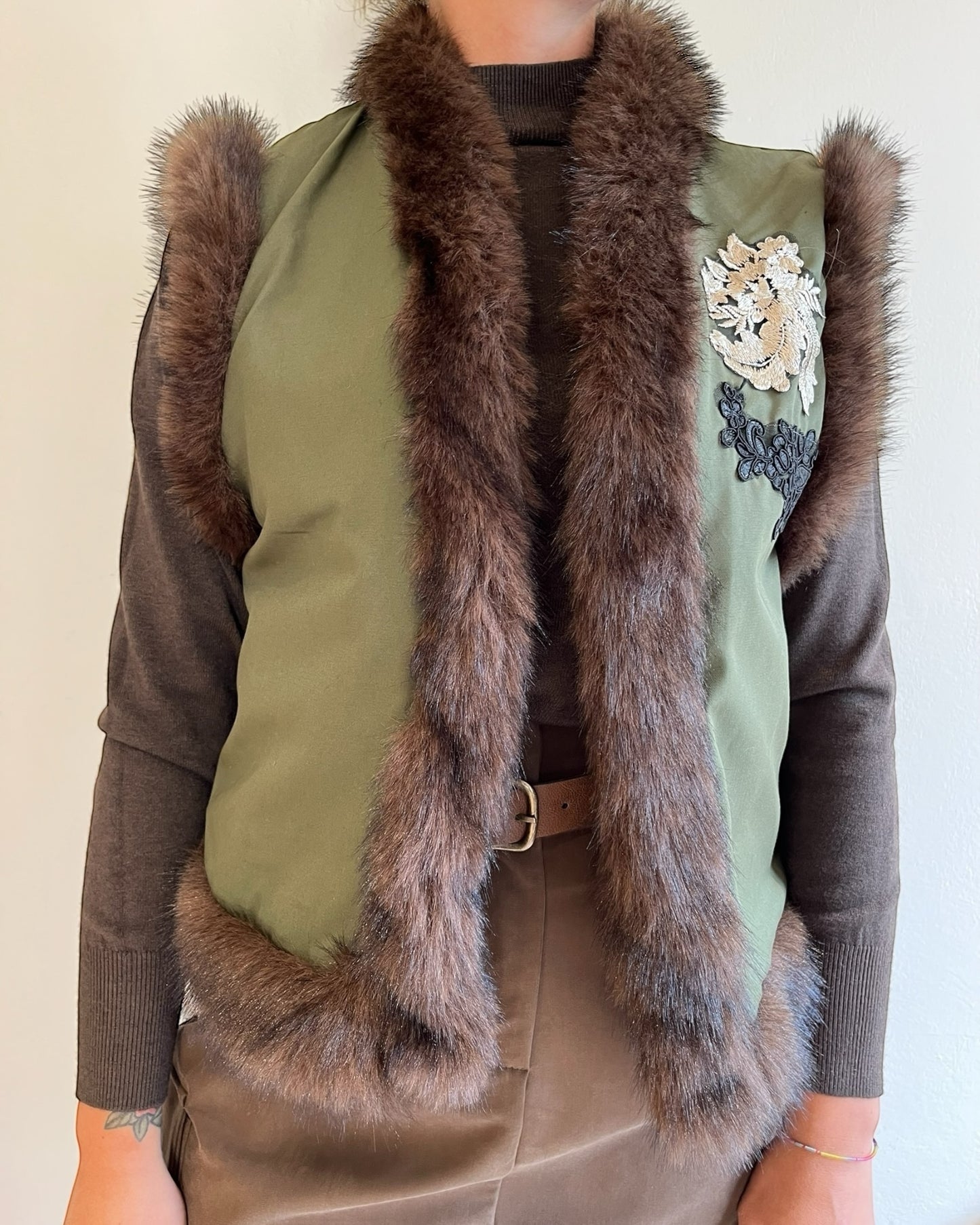Gilet imbottito con ecopelliccia art. HM905 TENSIONE IN