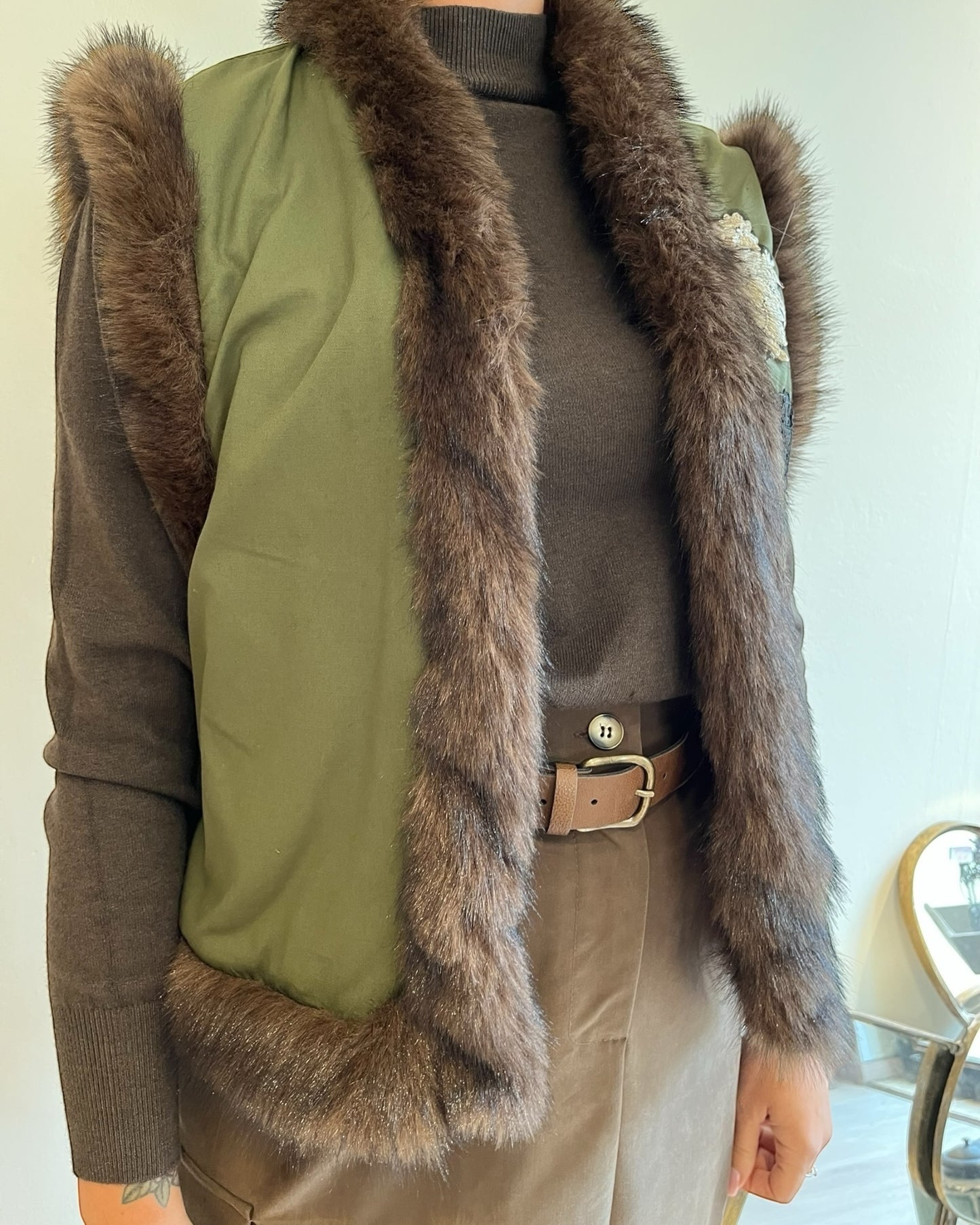Gilet imbottito con ecopelliccia art. HM905 TENSIONE IN