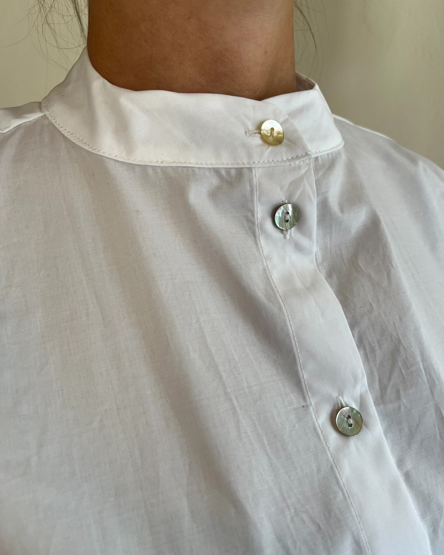 Camicia collo coreana Giovanna art. AI25-2216 TENSIONE IN