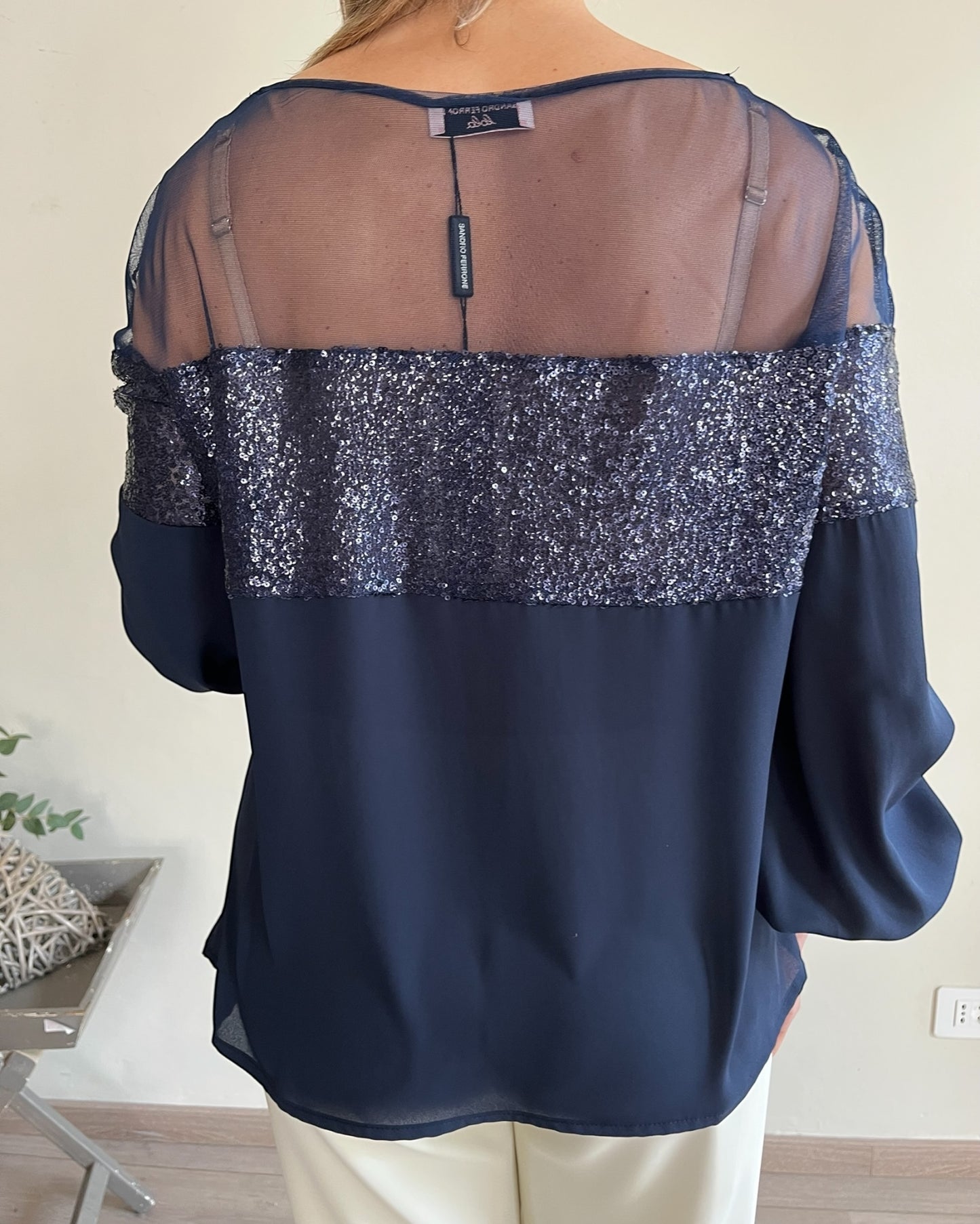 Blusa scollo barca con tulle e paillettes art. L23XBF BAGOLO Lola by Sandro FERRONE