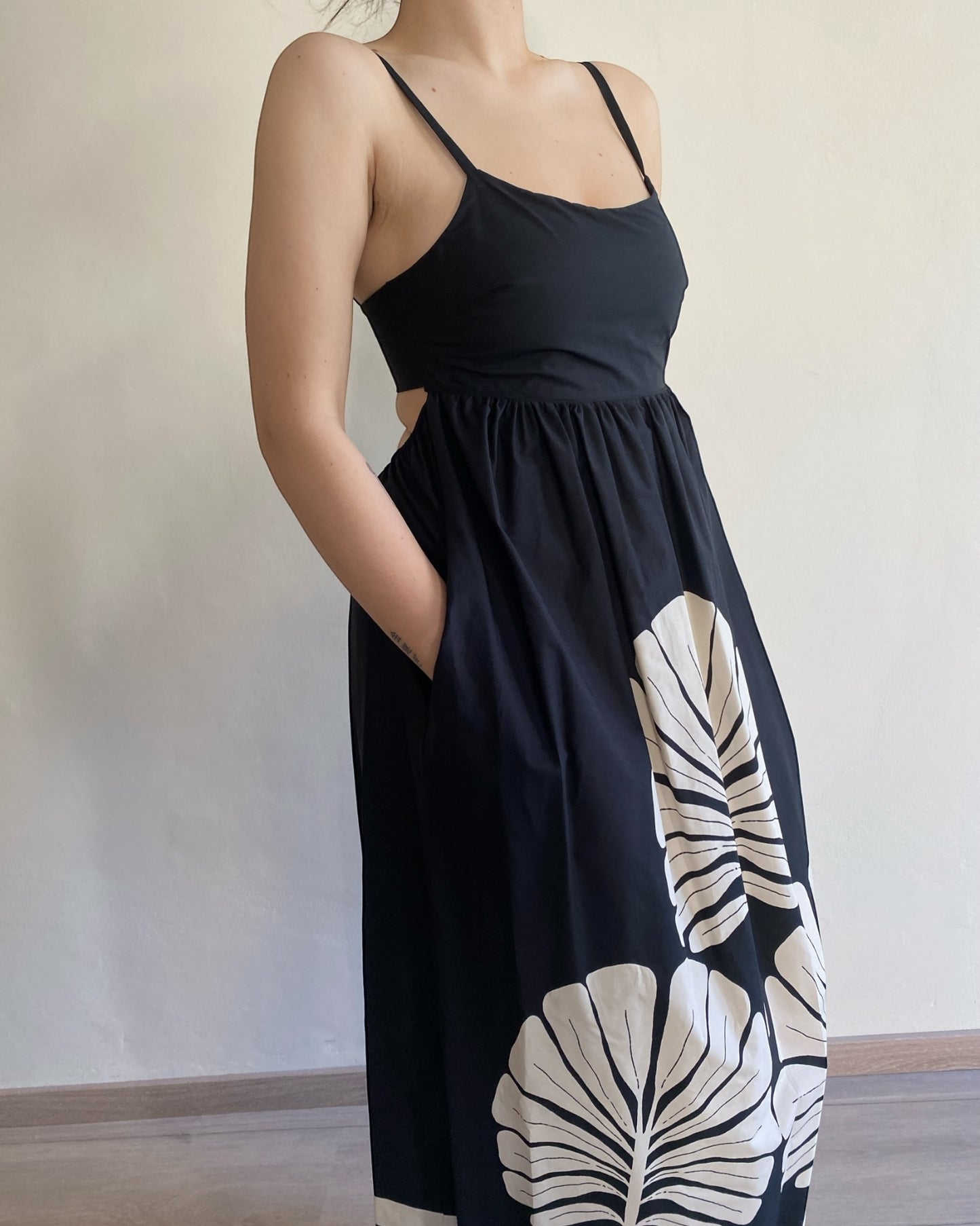 Abito con stampe foglie art. ALGMWCNA DIXIE