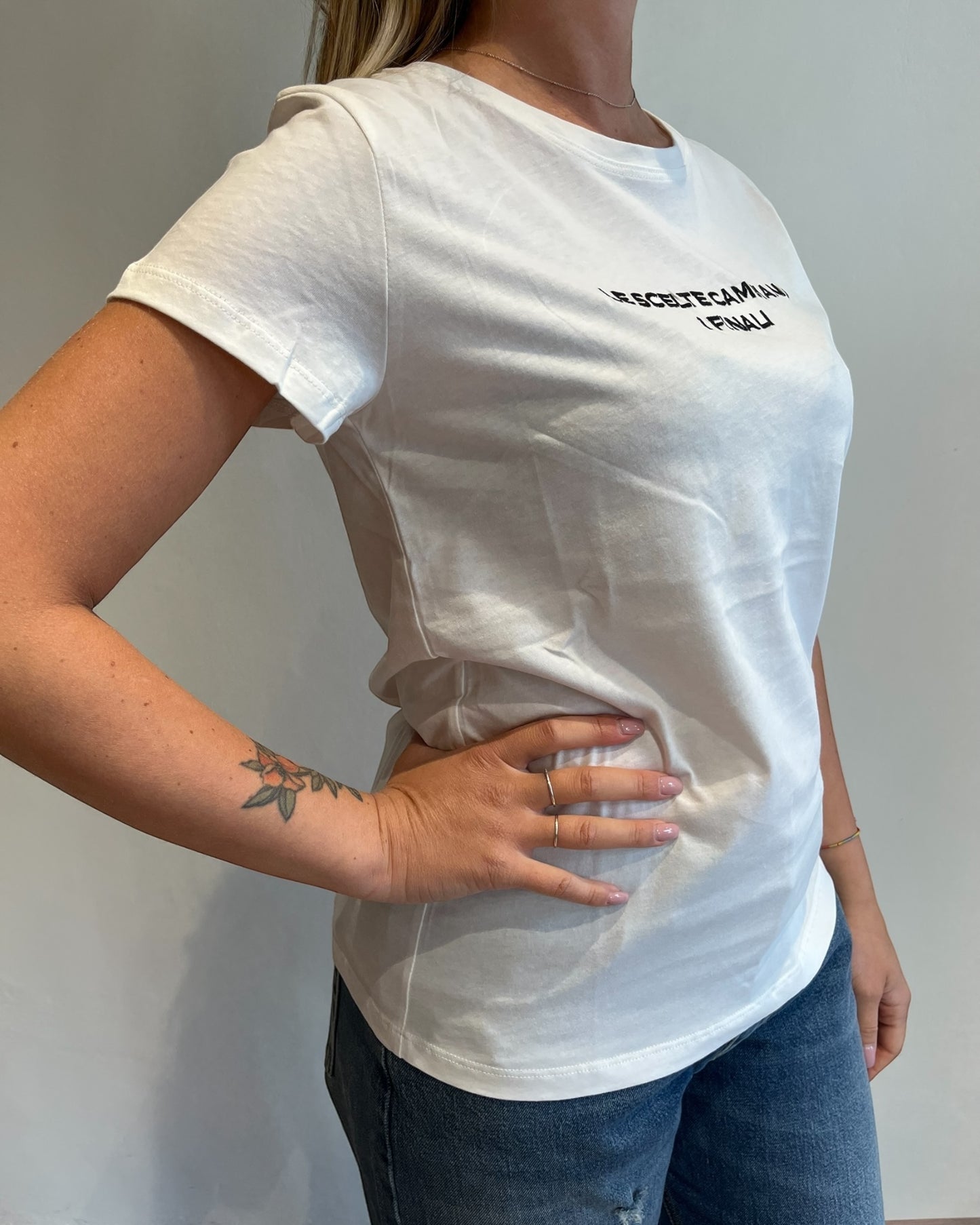 T-shirt “Le scelte cambiano i finali” VICOLO