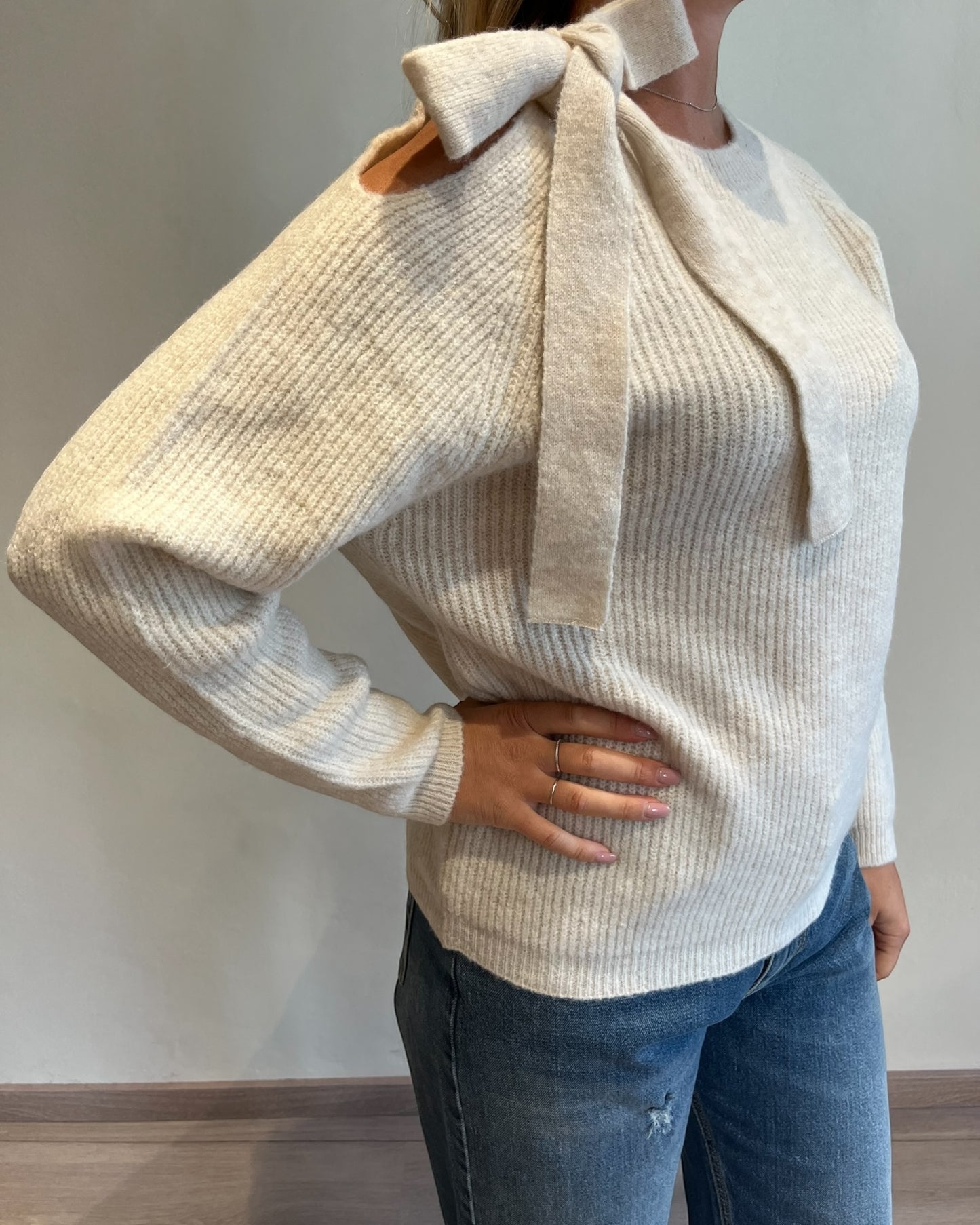 Maglia fiocco su collo art. 77254F VICOLO