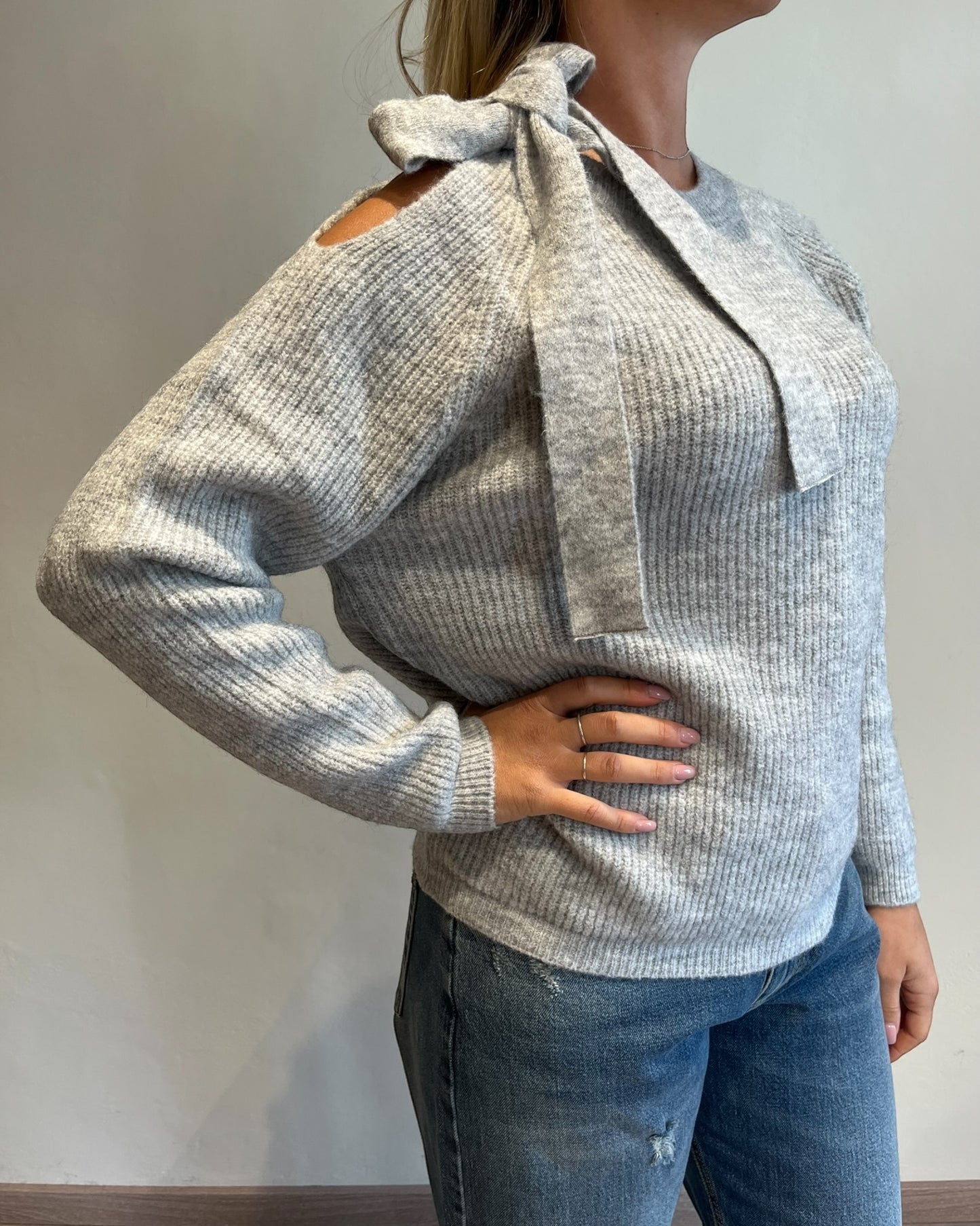 Maglia fiocco su collo art. 77254F VICOLO