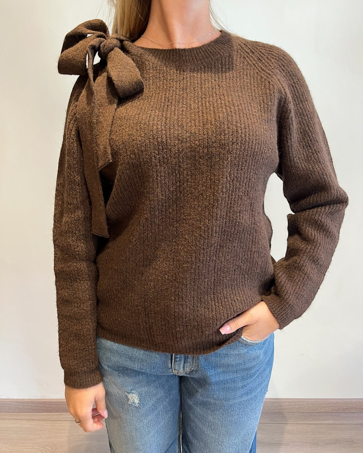 Maglia fiocco su collo art. 77254F VICOLO