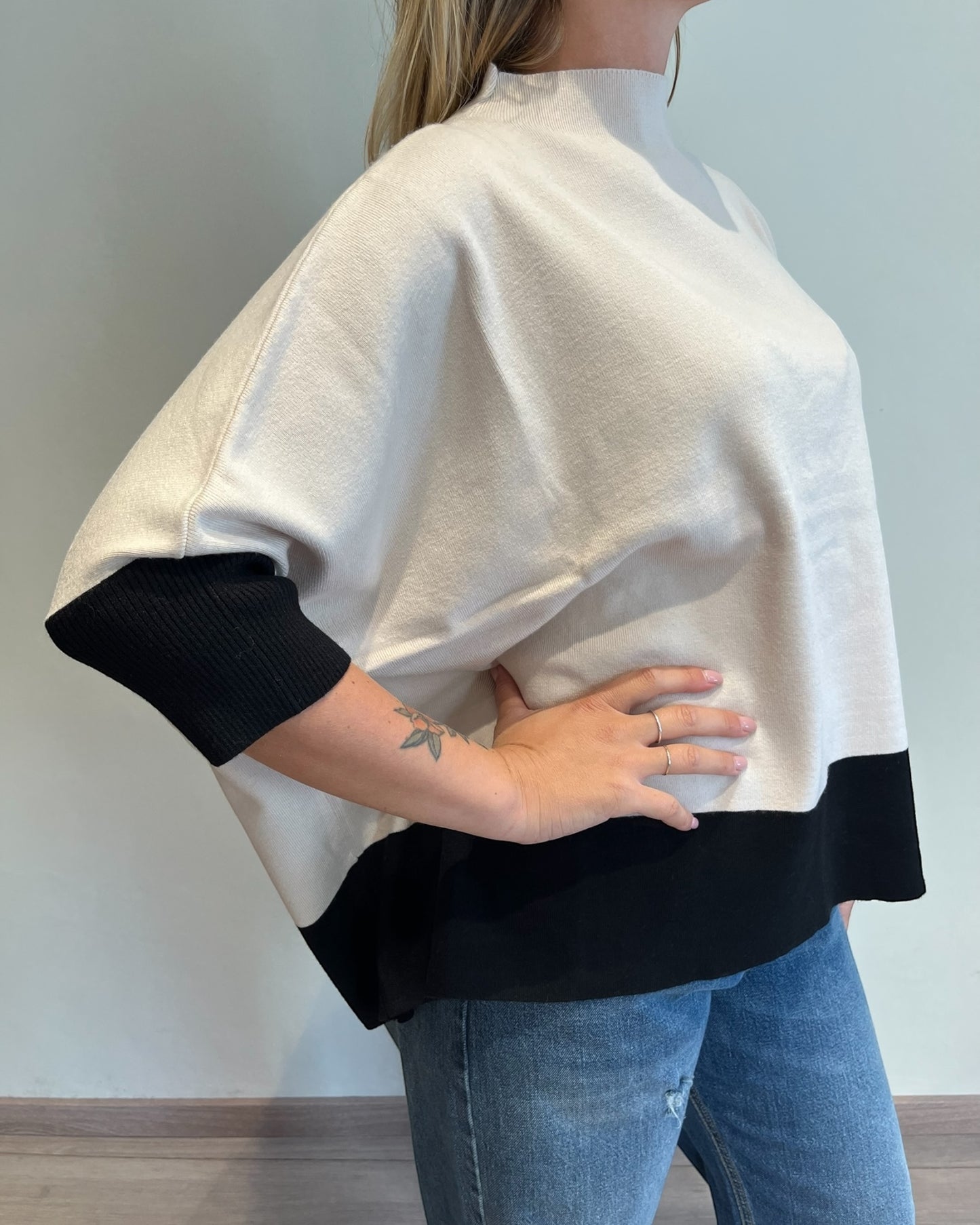 Maglia scatoletta doppio colore art. JN1077 CHEAP&CHIC