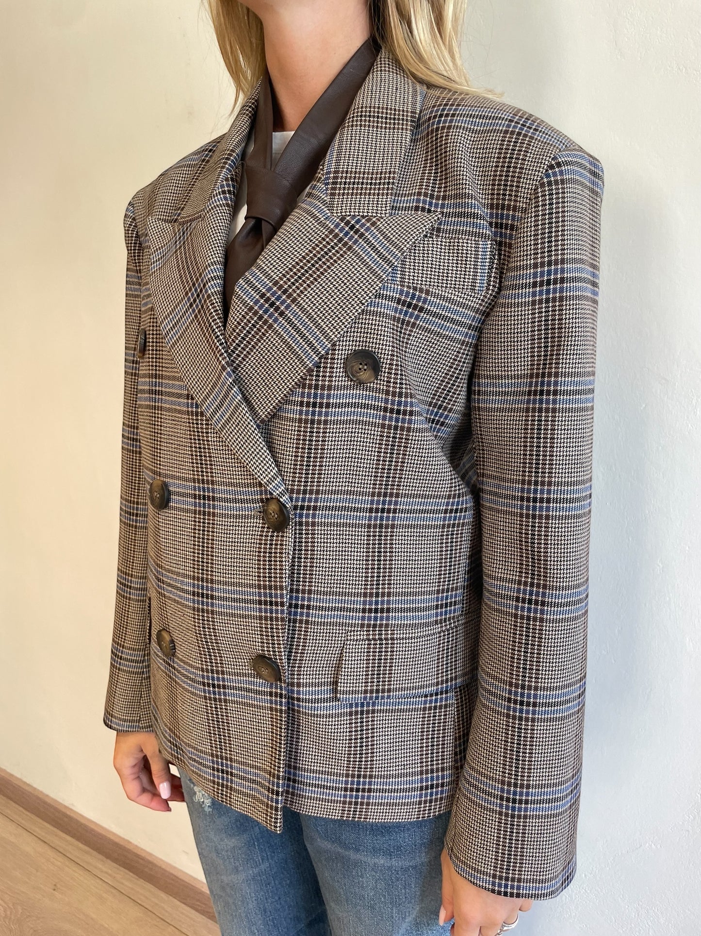 Giacca crop + cravatta art. 36914 TENSIONE IN