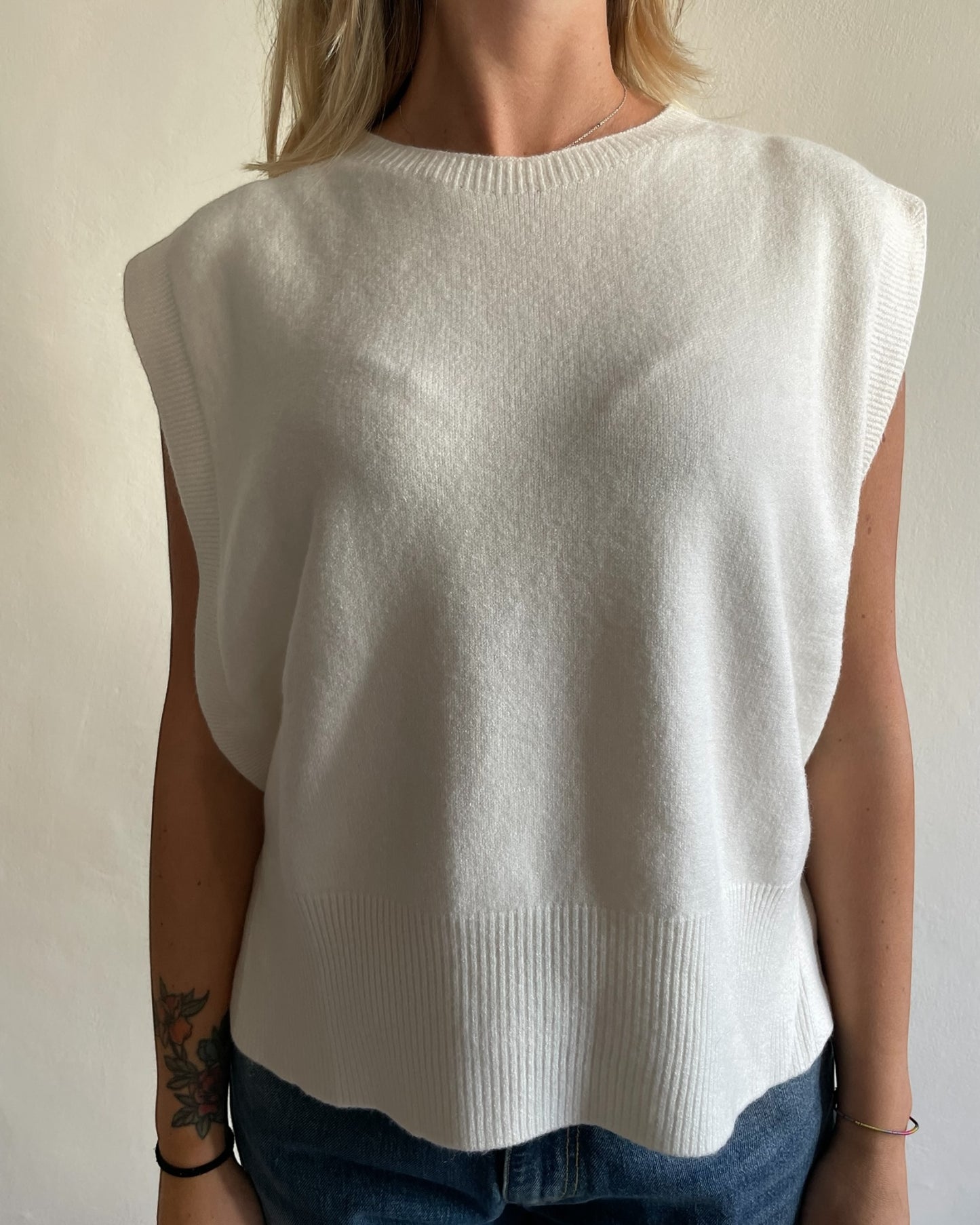 Gilet con bottone laterale art. 57015 TENSIONE IN