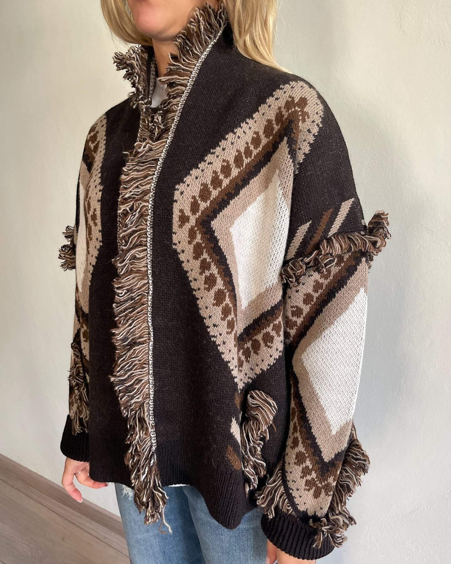 Cardigan frange e stampe rombi art. W5HMG65A400 TENSIONE IN