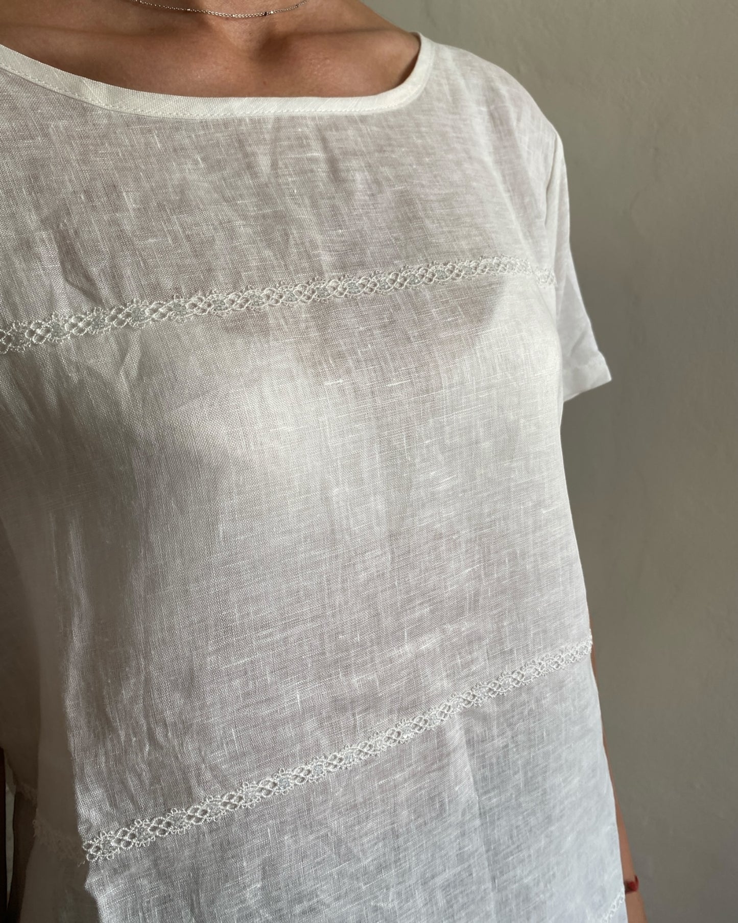 T-shirt con ricami art. 251F1168 FLEURS D’ANIS