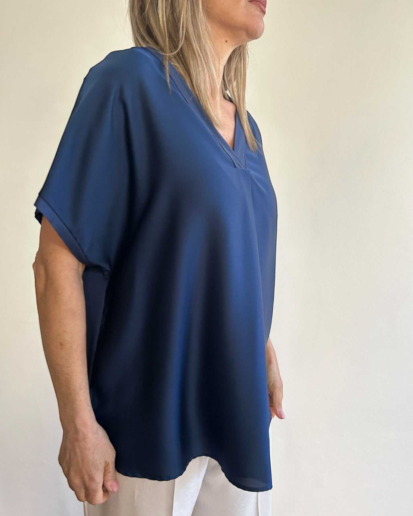 Maglia doppio materiale scollo V art. L7XBE MIELE Lola by SANDRO FERRONE