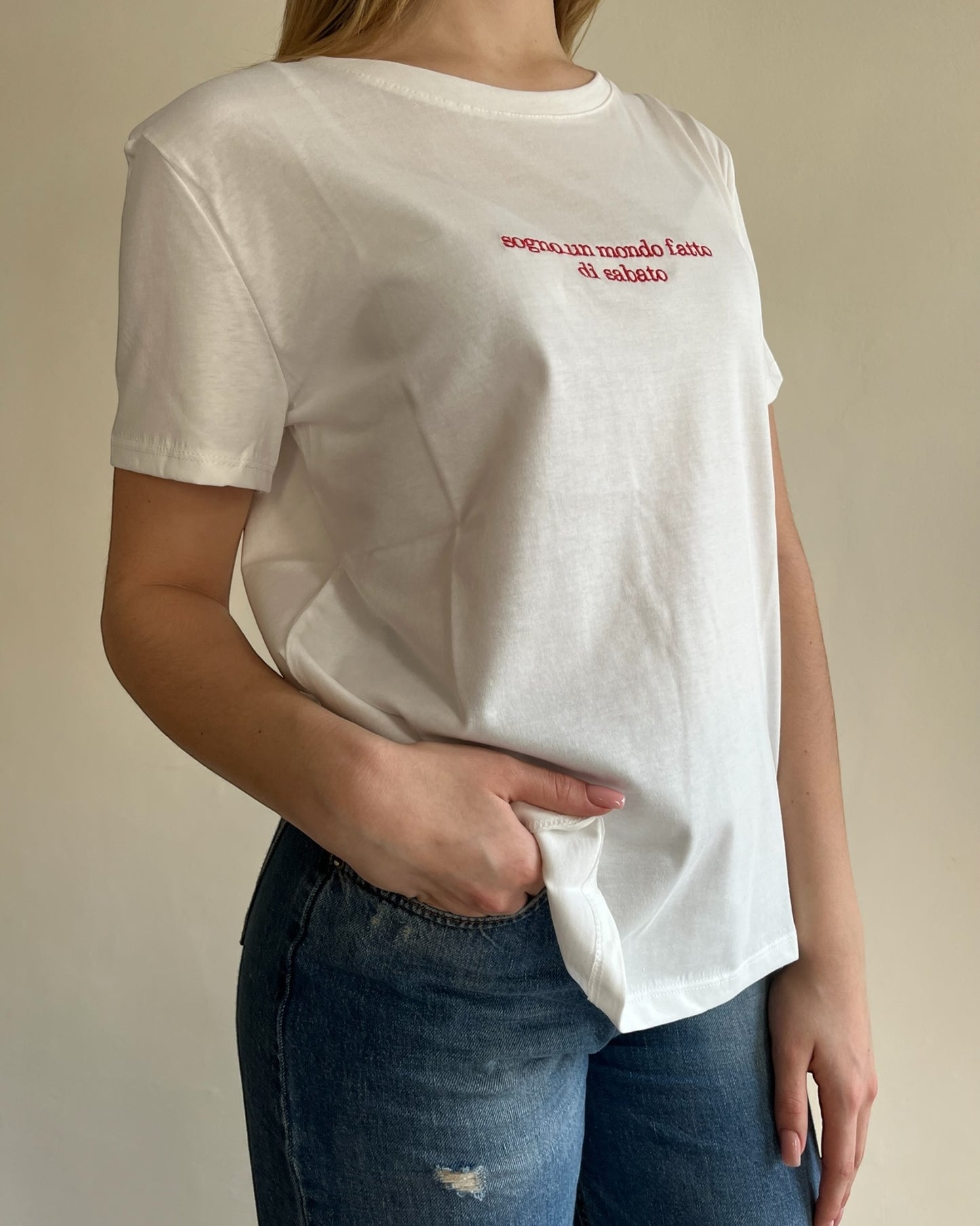 T-shirt con scritte CHEAP&CHIC