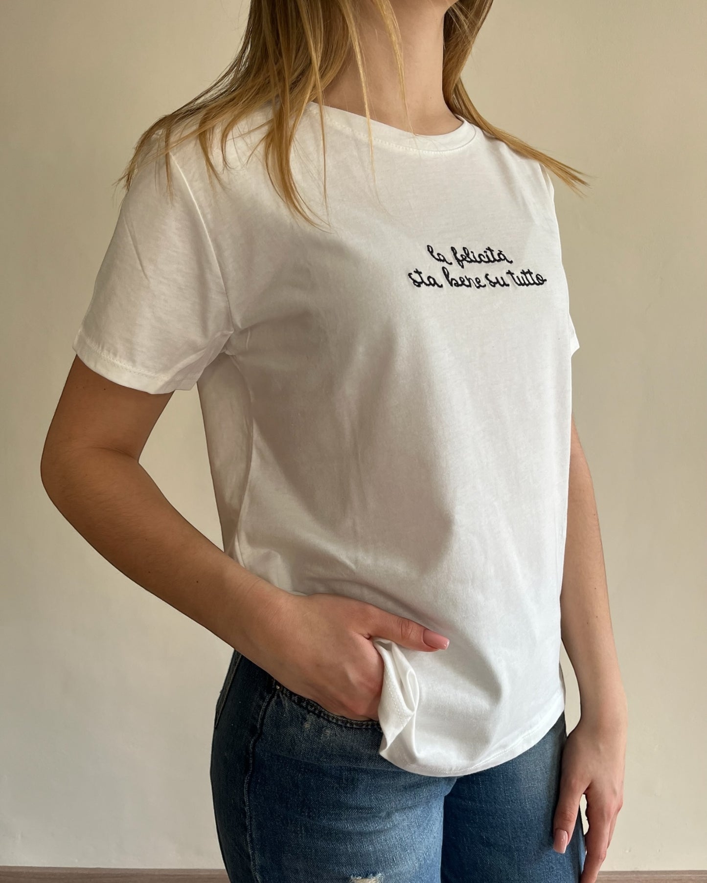 T-shirt con scritte CHEAP&CHIC