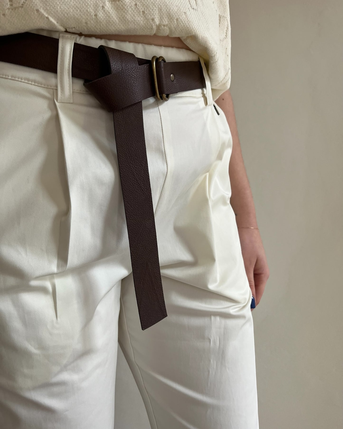 Pantalone carrot con cintura ecopelle art. PDI2URVA DIXIE
