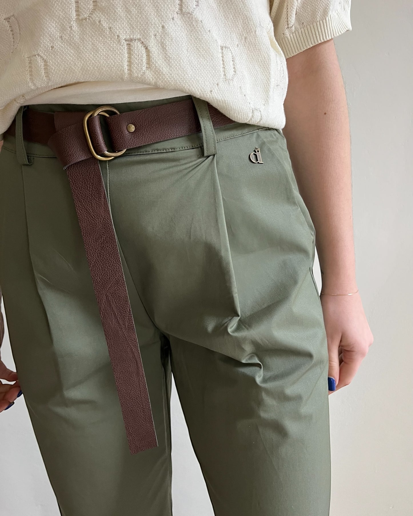 Pantalone carrot con cintura ecopelle art. PDI2URVA DIXIE
