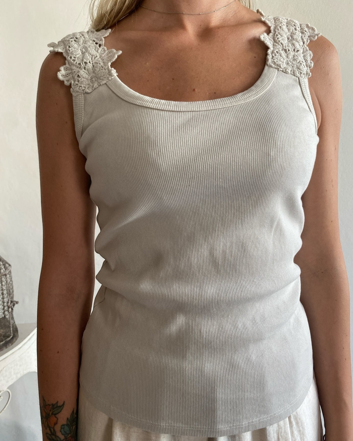 Canotta con pizzo art 725192 CHEAP&CHIC