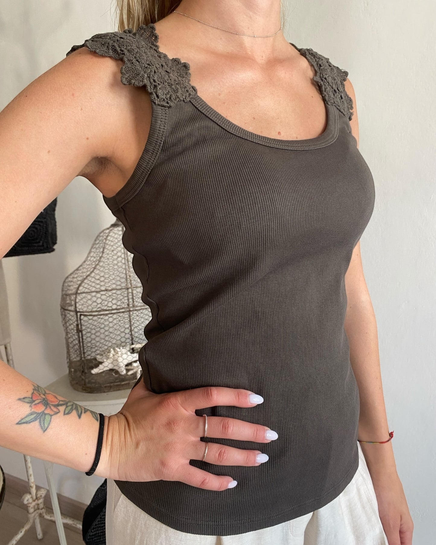 Canotta con pizzo art 725192 CHEAP&CHIC