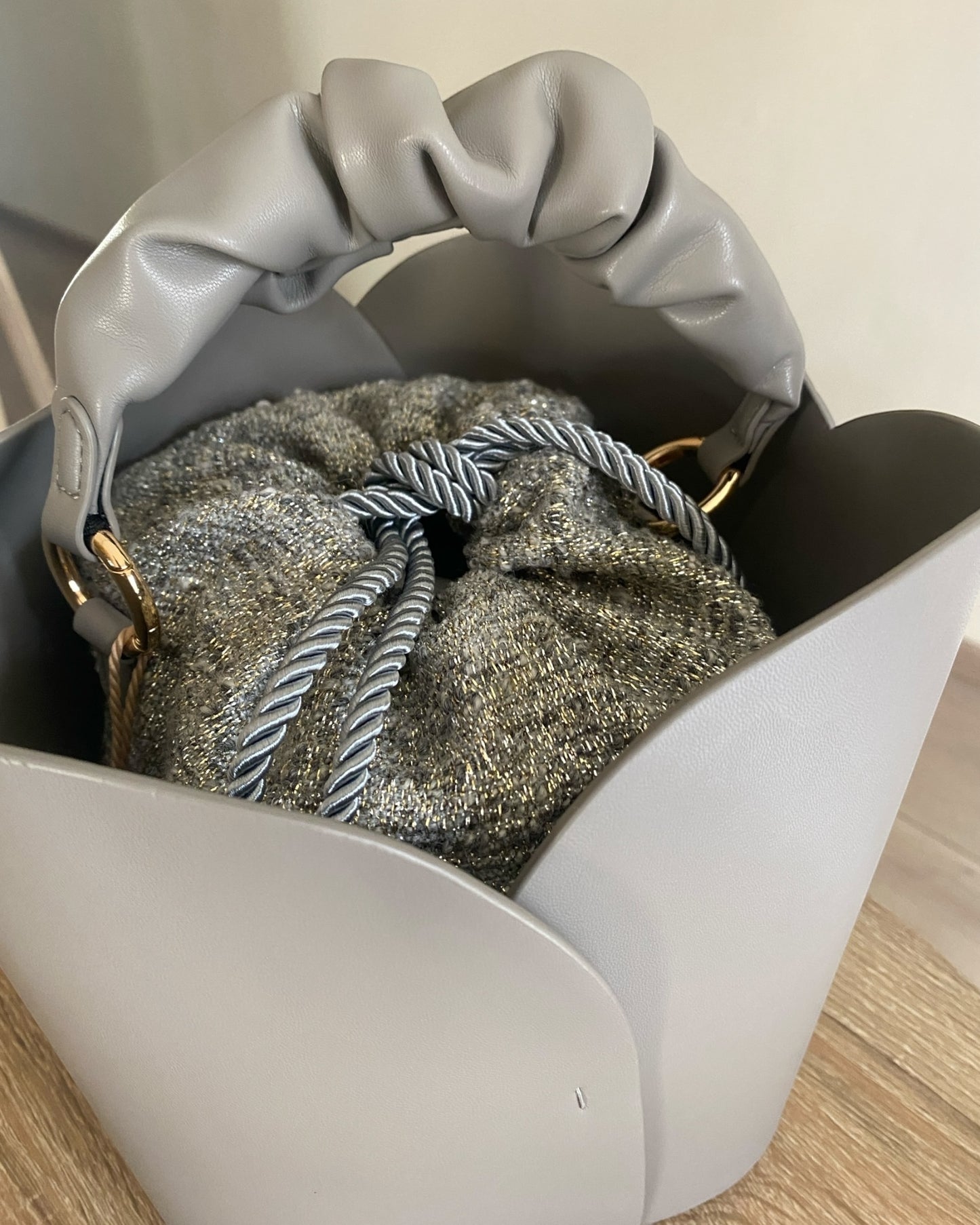 Borsa media art. 5121 Kolonaki KONTESSA
