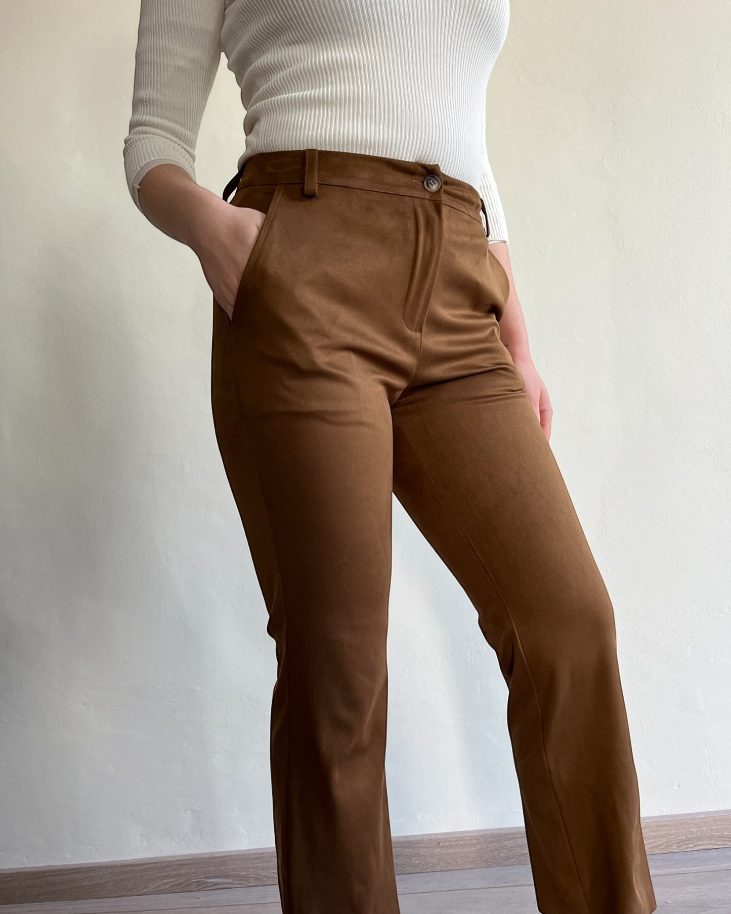 Pantalone scamosciato a trombetta art. 125063L MOTEL