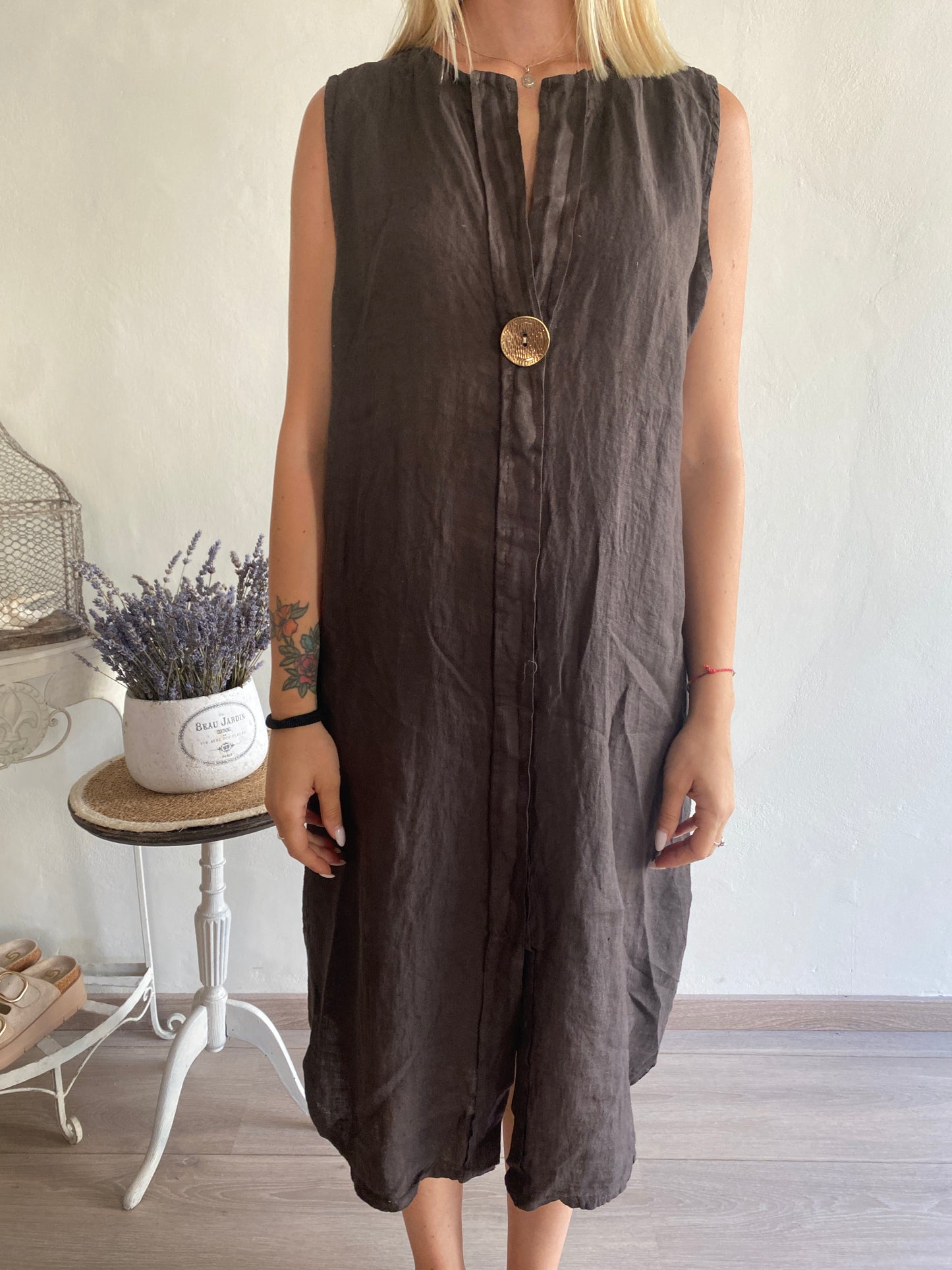 Abito lino più lungo dietro con spalla larga e bottone davanti CHEAP&CHIC art.6428