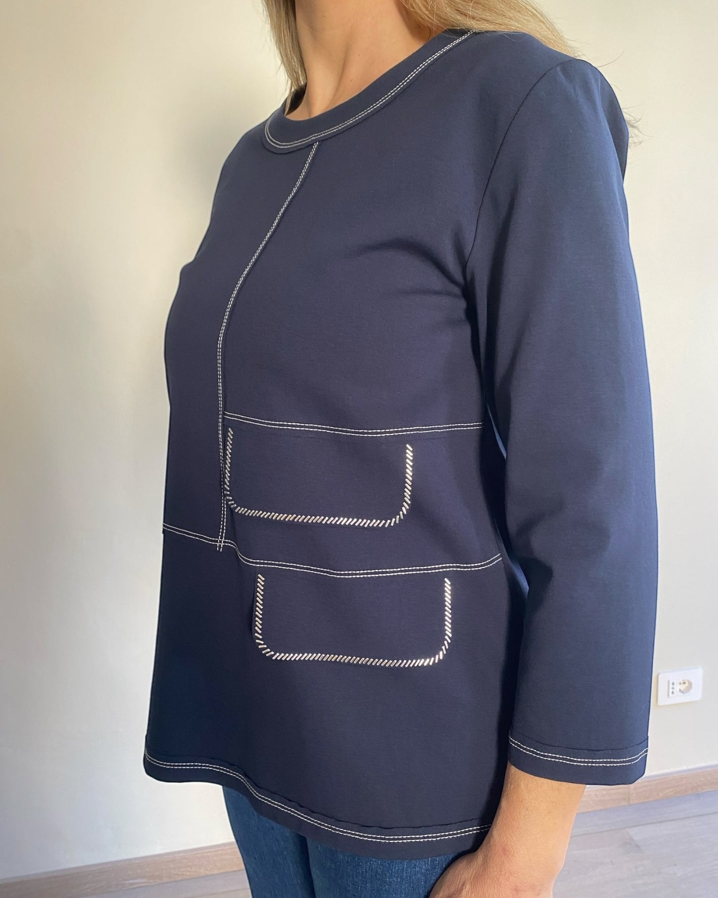 Maglia cuciture a vista art. 10525 CARLA FERRONI