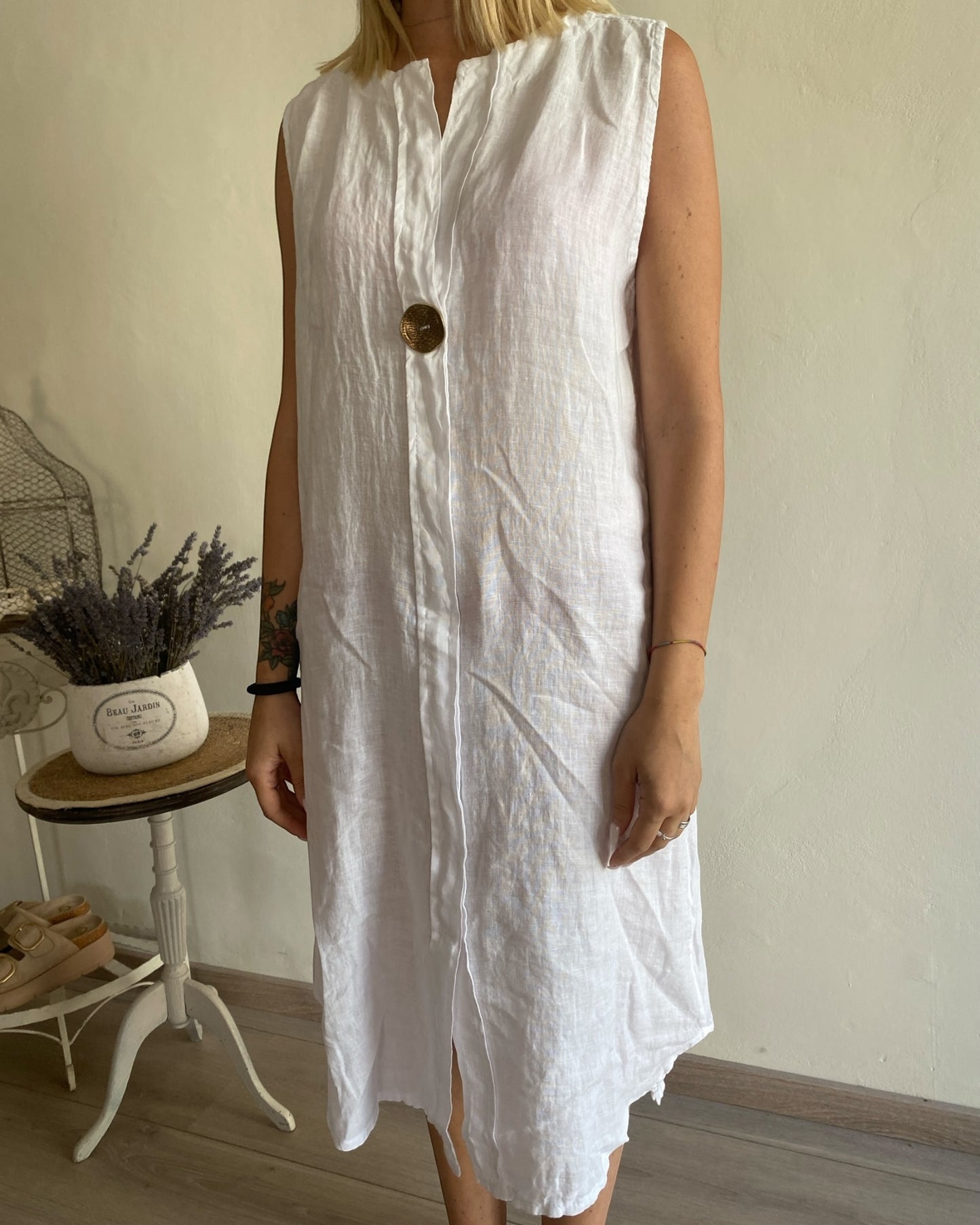 Abito lino più lungo dietro con spalla larga e bottone davanti CHEAP&CHIC art.6428