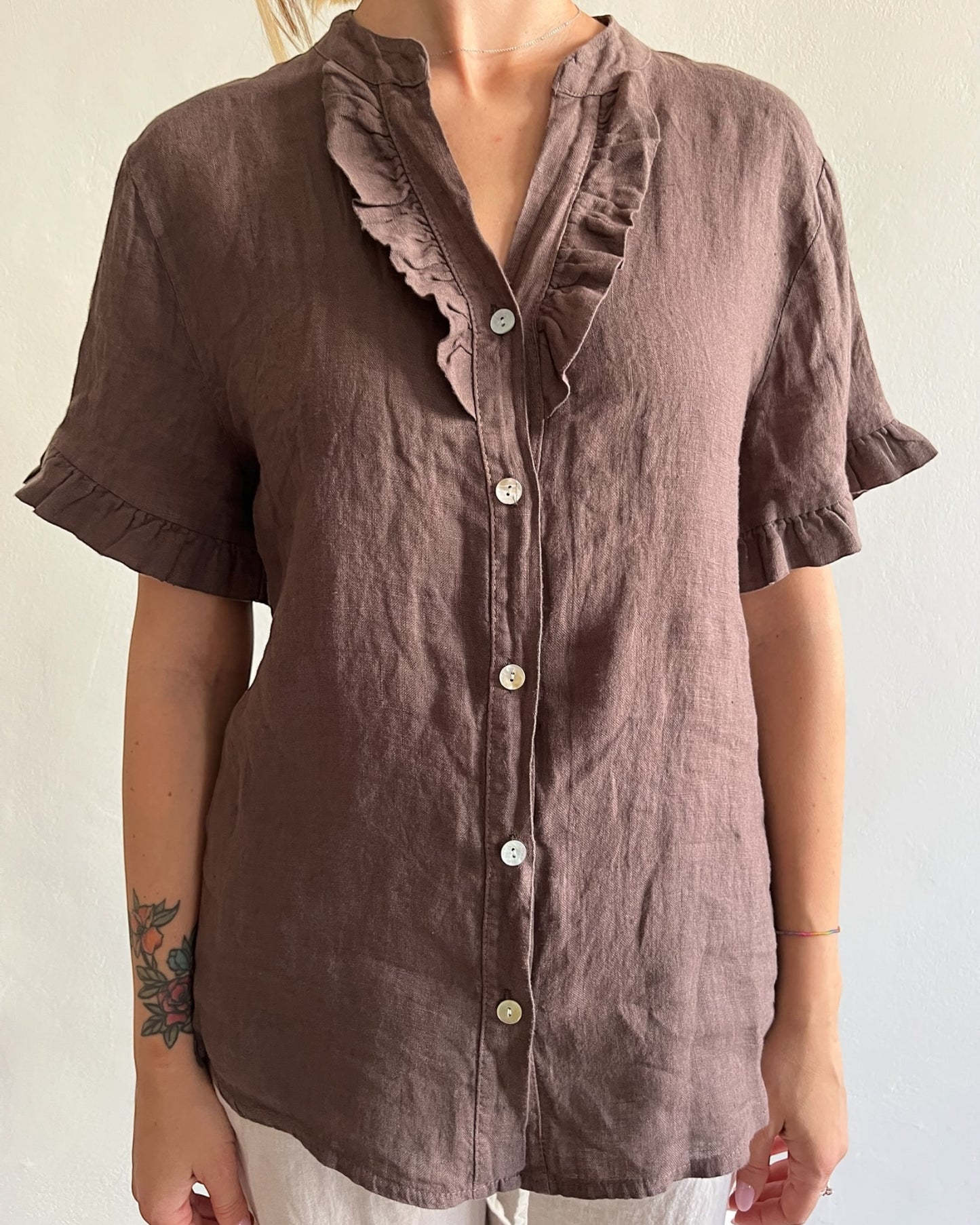 Camicia lino mezza manica con scollo V e rouches art.6649 CHEAP&CHIC