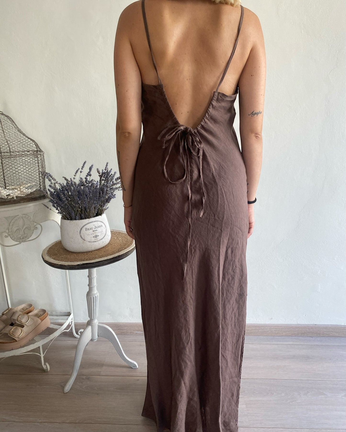 Abito lungo lino scollo V con dietro regolabile art. 7656 CHEAP&CHIC