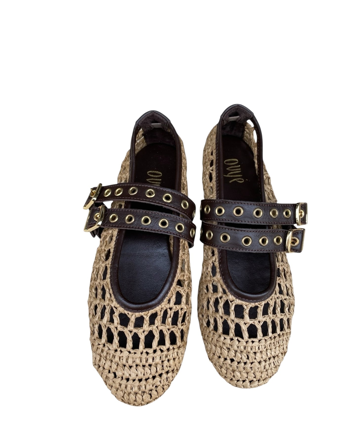 Mary Jane in rafia art. SF100251380