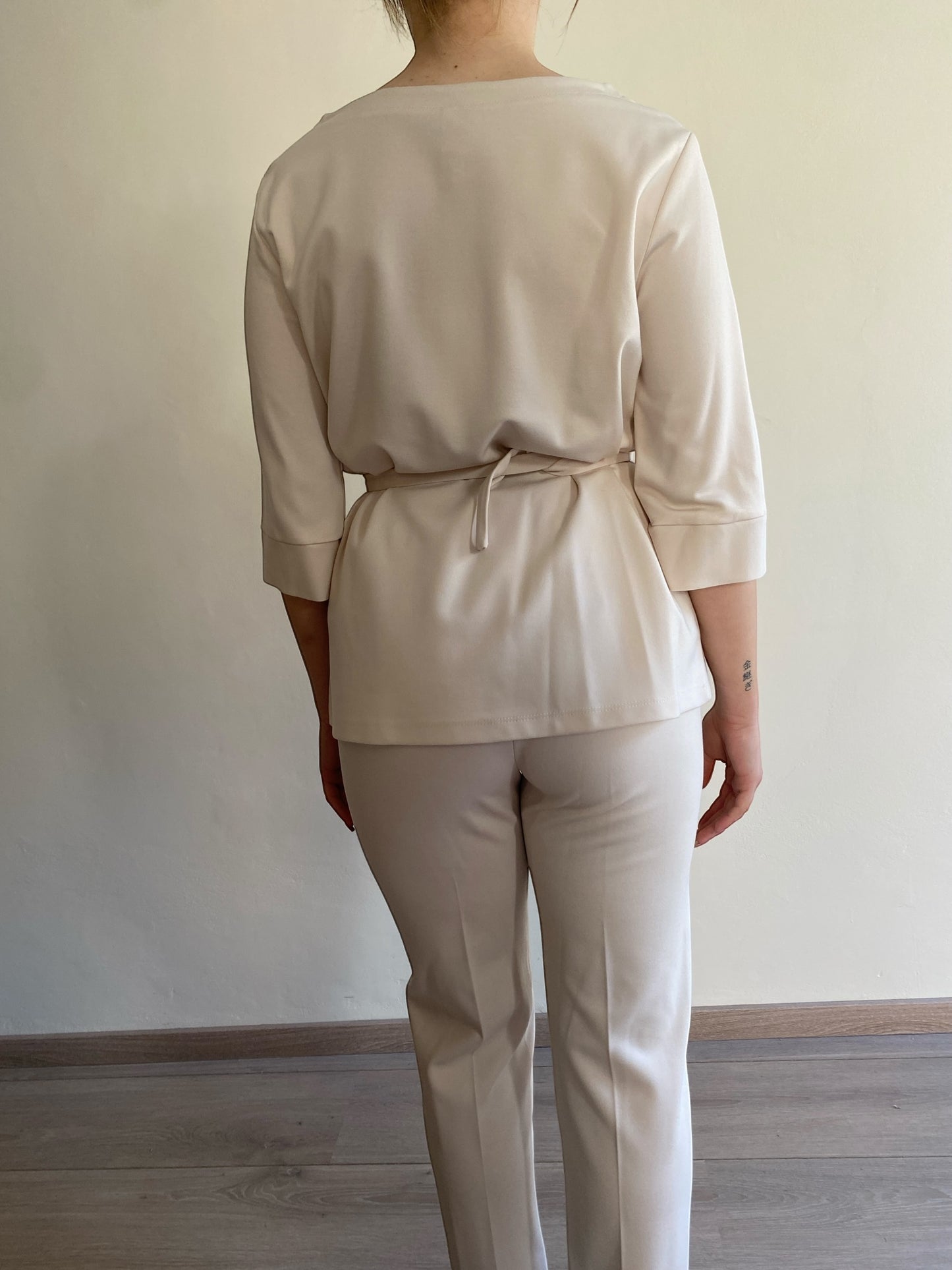 Maglia con cintura art. FH86JHZ IMPERIAL