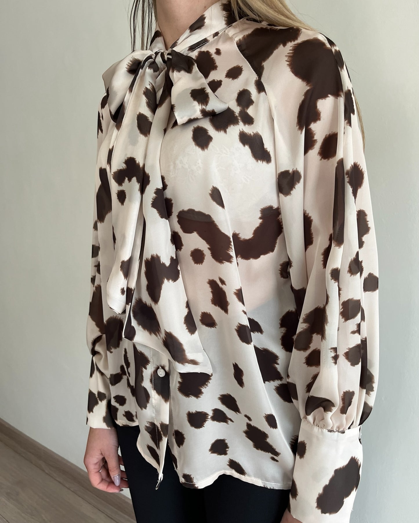 Camicia fantasia con fiocco art. 25C6913 MOTEL