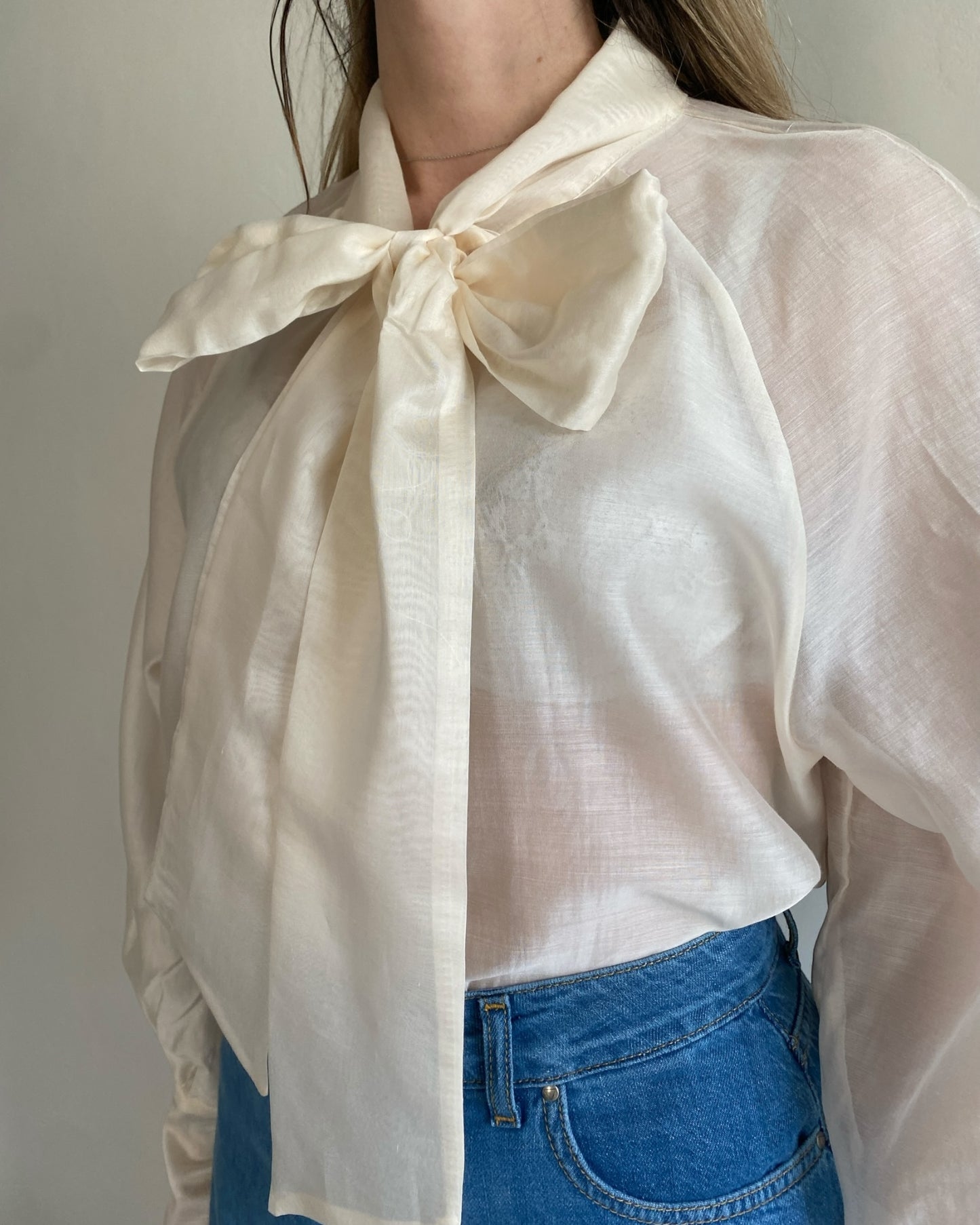 Camicia fiocco art. 2598 CHEAP&CHIC