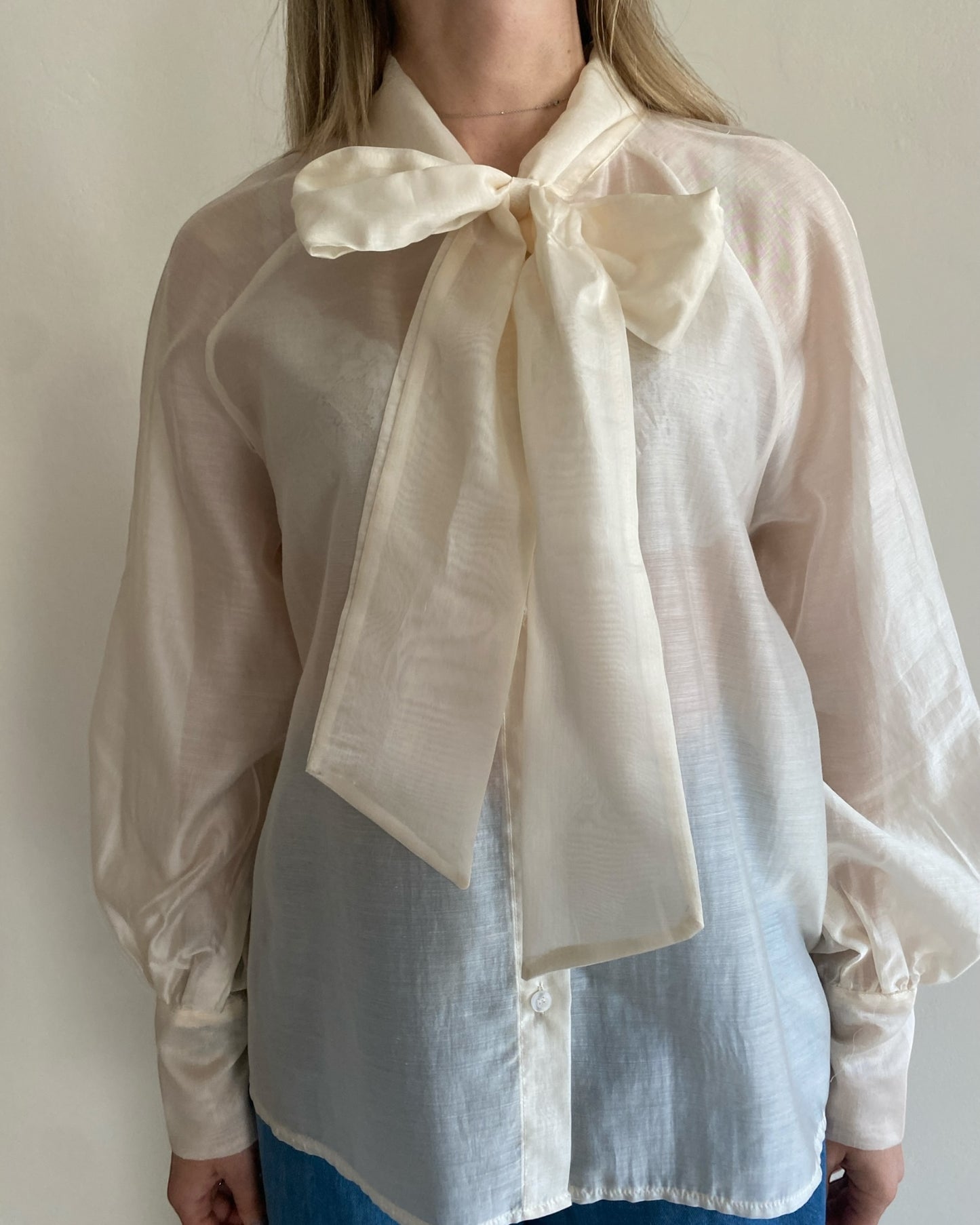 Camicia fiocco art. 2598 CHEAP&CHIC