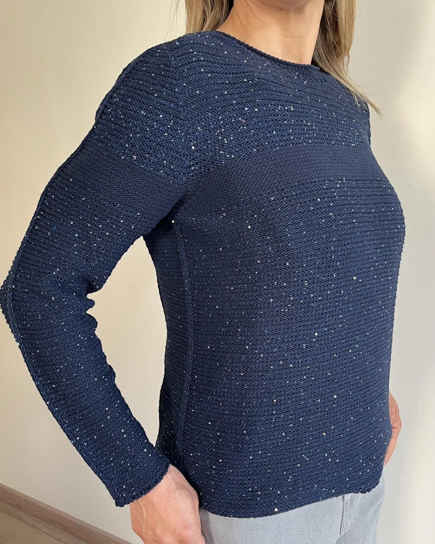 Maglia girocollo mini paillettes art. 53022 AMARYNTH
